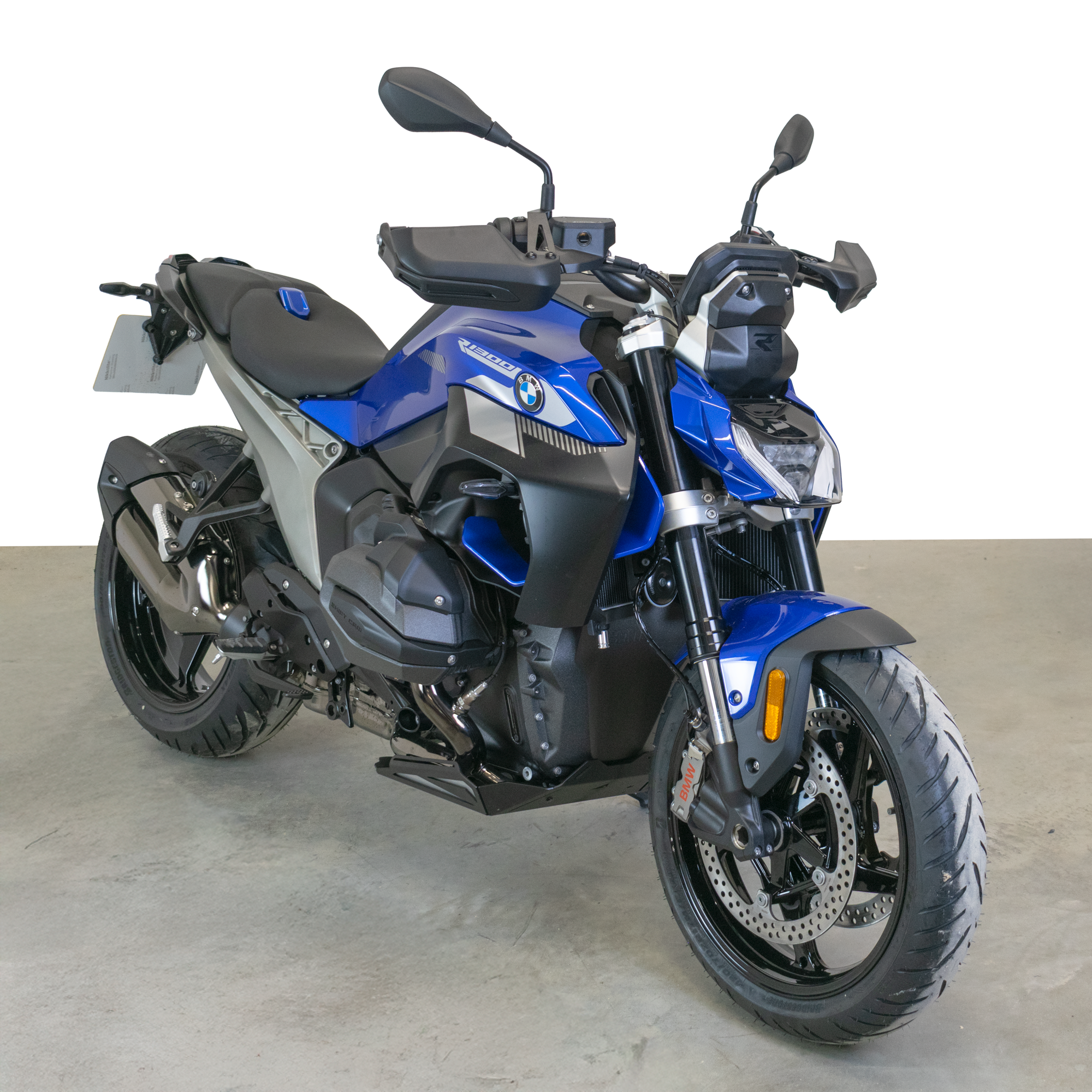 Pyramid Handguards | Matte Black | Kawasaki Versys 650 2015>Current - Pyramid Motorcycle Accessories
