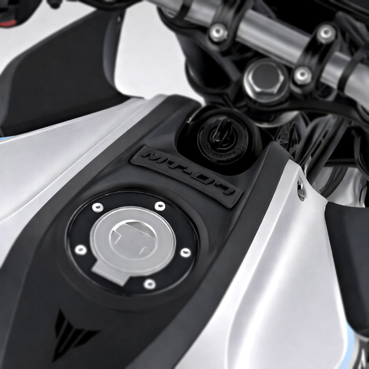 Pyramid Tank Ornament | Matte Black | Yamaha MT-07 2025>Current - Pyramid Motorcycle Accessories