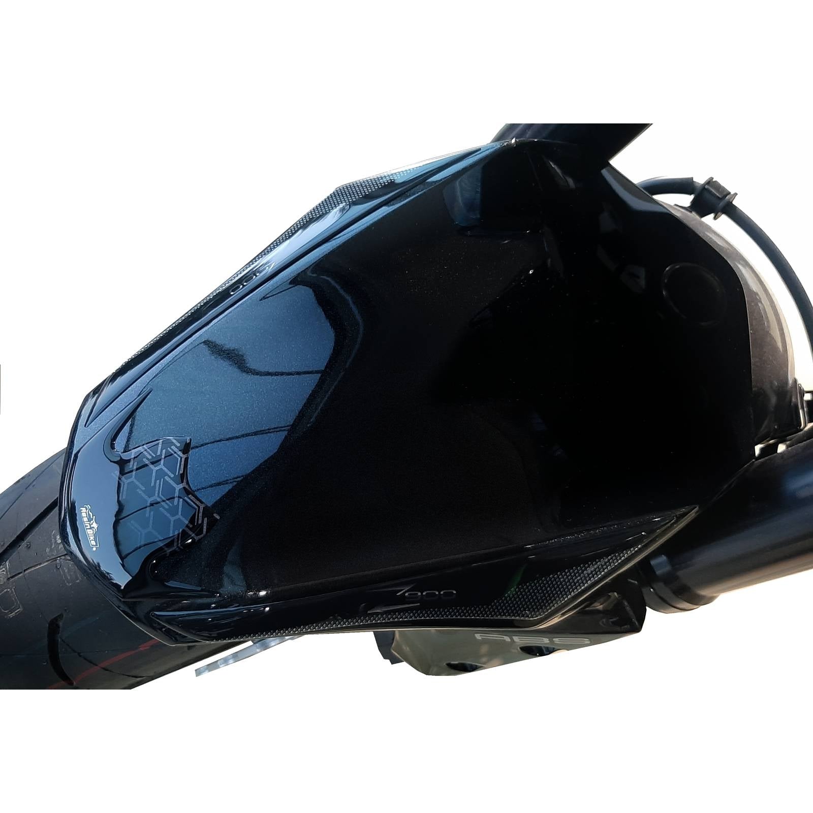 Resin Bike 3D Motorcycle Stickers - Front Fender | Kawasaki Z 900 2021>2024 - Pyramid Motorcycle Accessories