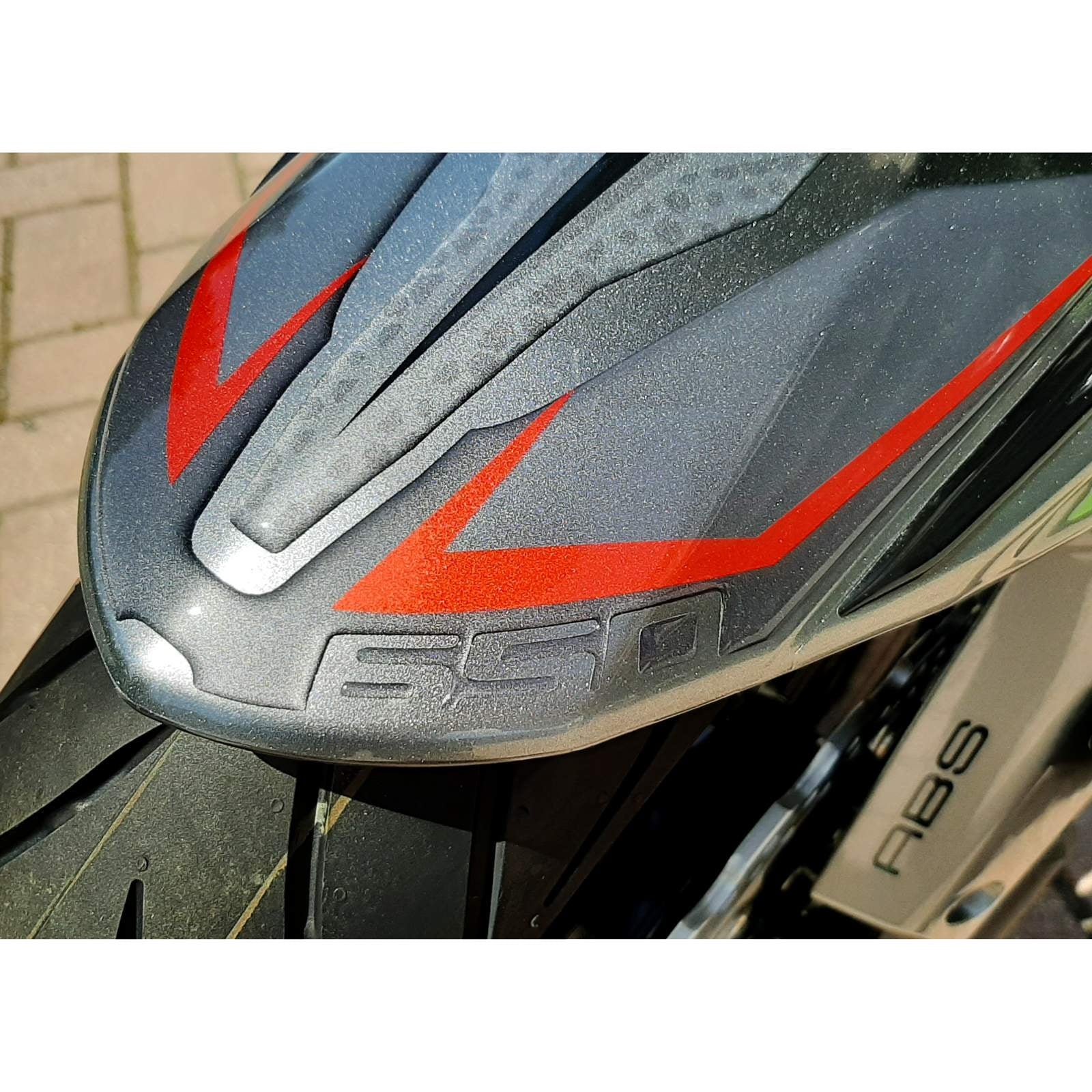 Resin Bike 3D Motorcycle Stickers - Front Fender | Kawasaki Versys 650 2021>Current - Pyramid Motorcycle Accessories