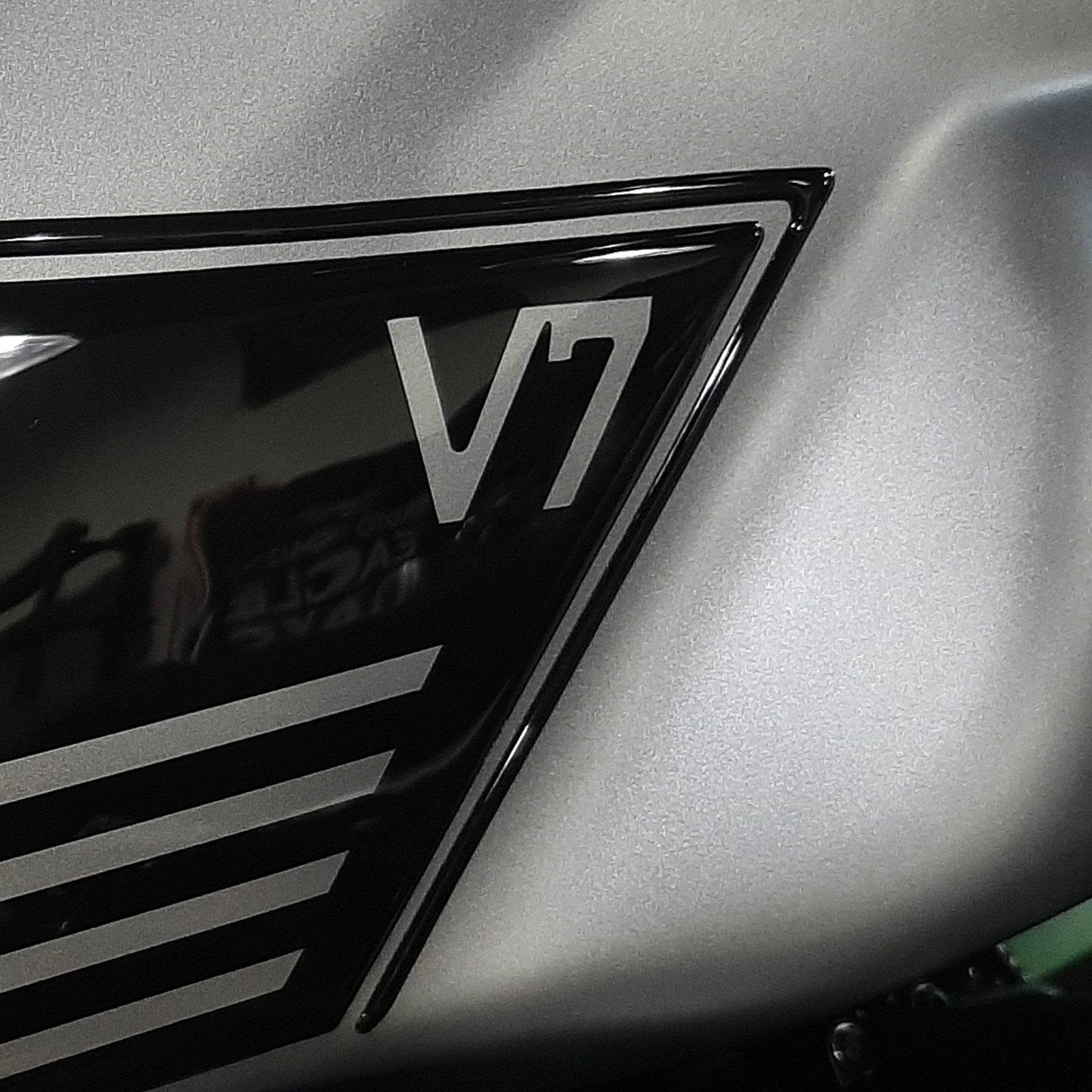 Resin Bike 3D Motorcycle Stickers - Tank Sides | Moto Guzzi V7 2021>Current RB-1000451700008 - Pyramid Motorcycle Accessories