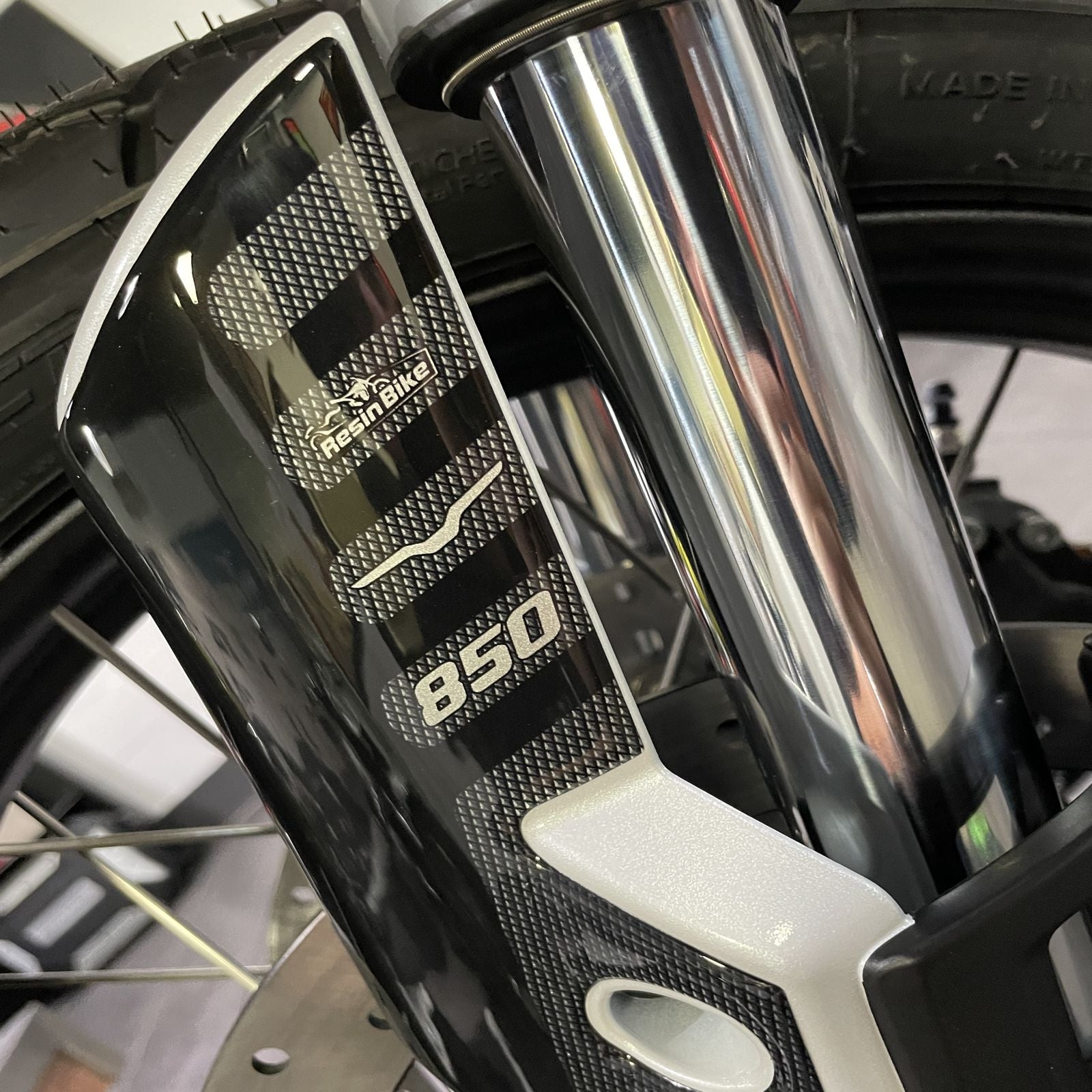 Resin Bike 3D Motorcycle Stickers - Side Panels | Moto Guzzi V85 TT 2021>2022 - Pyramid Motorcycle Accessories