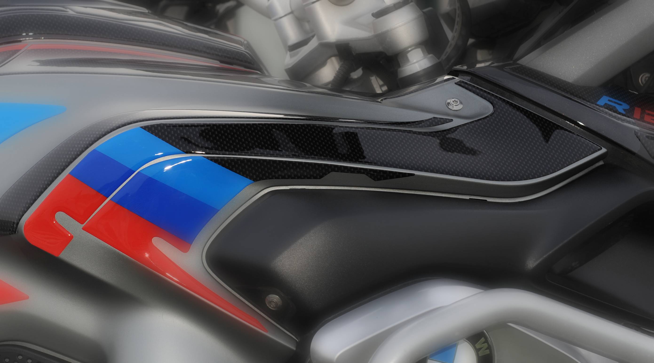 Resin Bike 3D Motorcycle Stickers - Tank Sides | BMW R 1200 GS 2013>2016 RB-B25525J0 - Pyramid Motorcycle Accessories