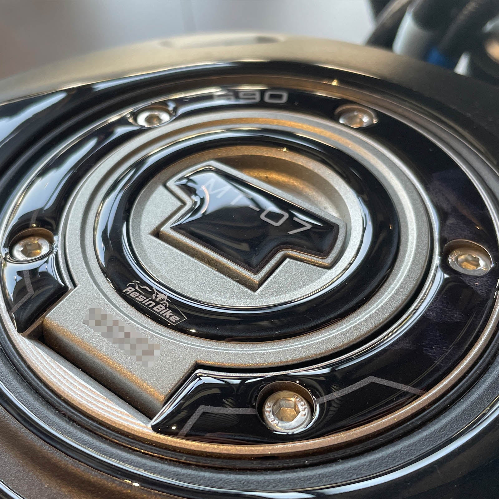 Resin Bike 3D Motorcycle Stickers - Fuel Cap | Yamaha MT-07 2021>2024 RB-1000458500007 - Pyramid Motorcycle Accessories