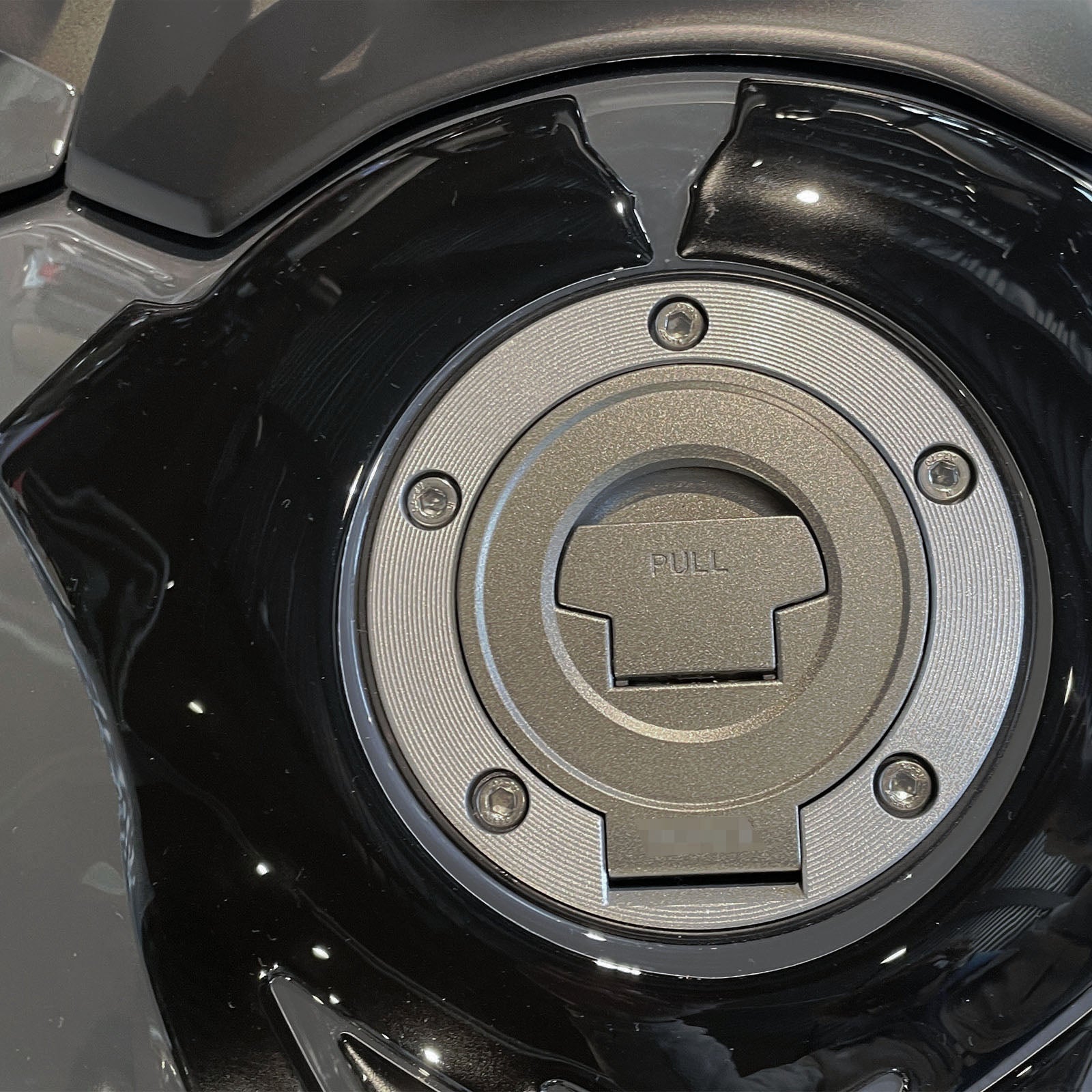Resin Bike 3D Motorcycle Stickers - Fuel Cap | Yamaha MT-09 2021>2023 RB-1000459200005 - Pyramid Motorcycle Accessories