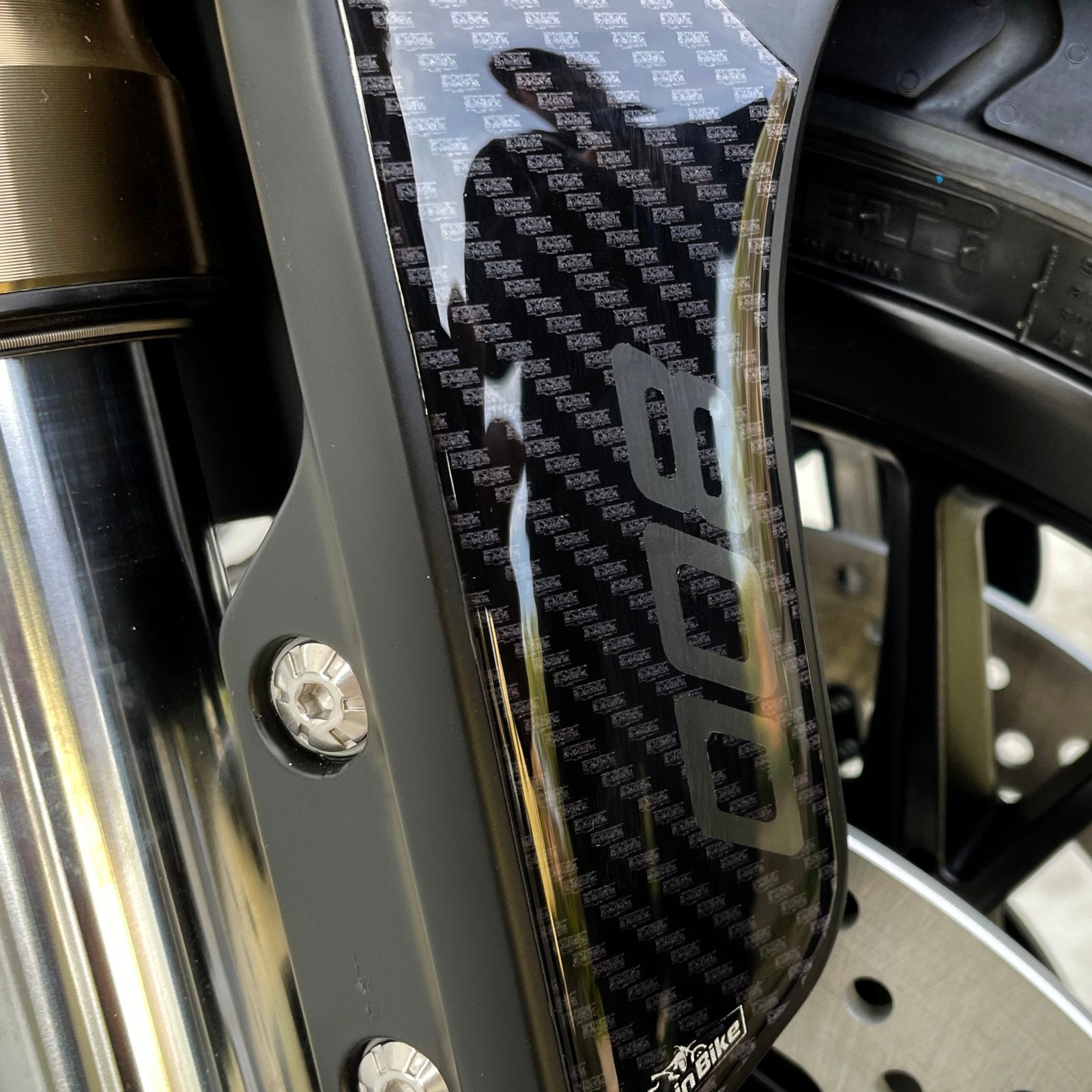 Resin Bike 3D Motorcycle Stickers - Front Fender | Benelli Leoncino 800/Trail 2022>2025 - Pyramid Motorcycle Accessories