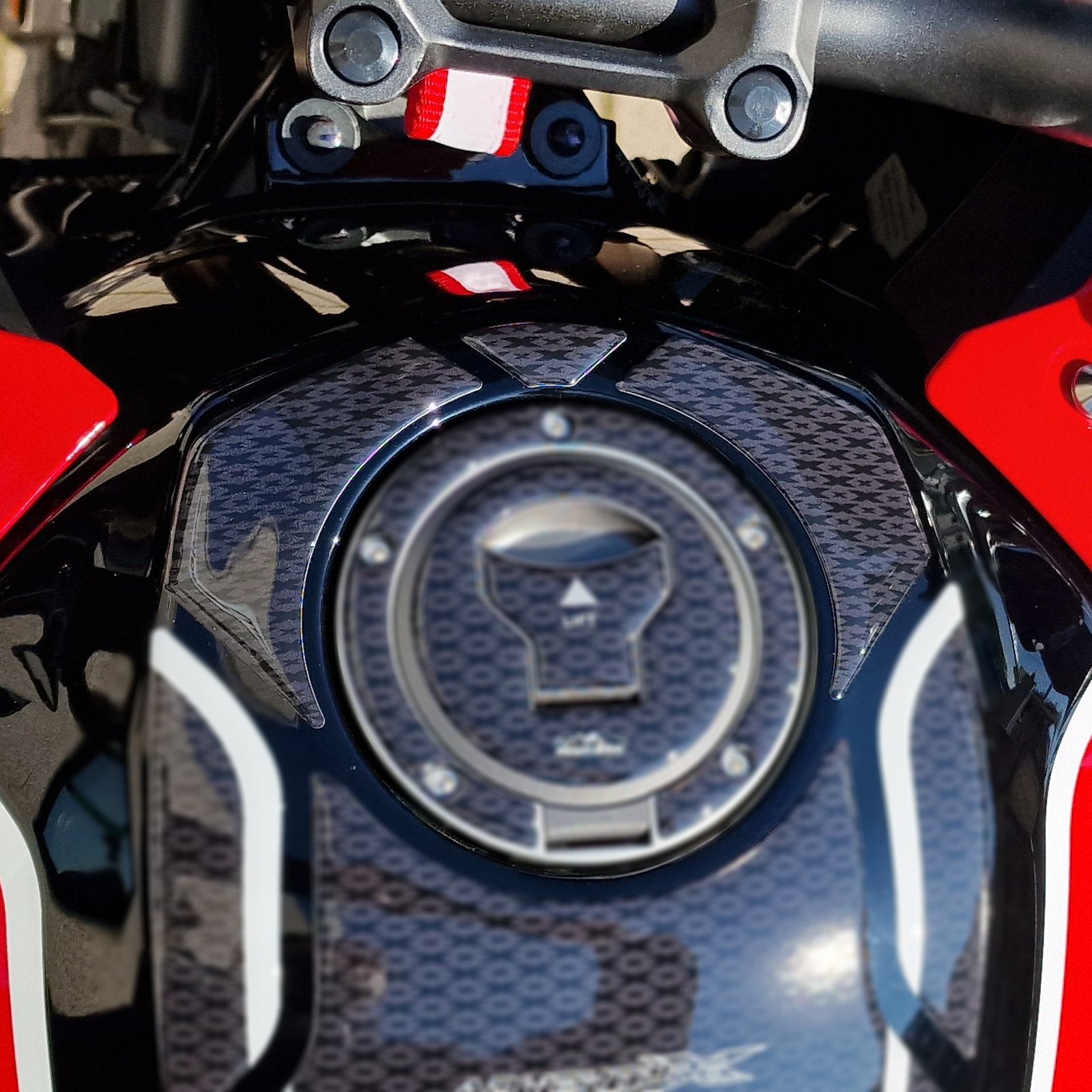 Resin Bike 3D Motorcycle Stickers - Tank Pad | Honda CB 500 X 2021>2023 RB-1000463700003 - Pyramid Motorcycle Accessories