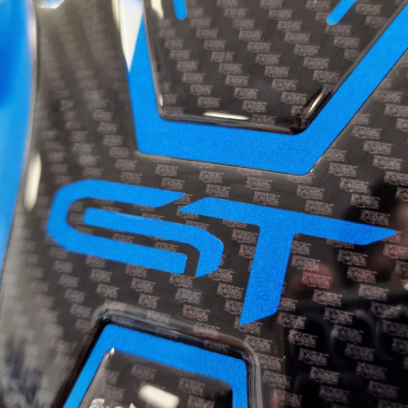 Resin Bike 3D Motorcycle Stickers - Tank Pad | Suzuki GSX-S1000 GT/GT+ 2022>2025 - Pyramid Motorcycle Accessories