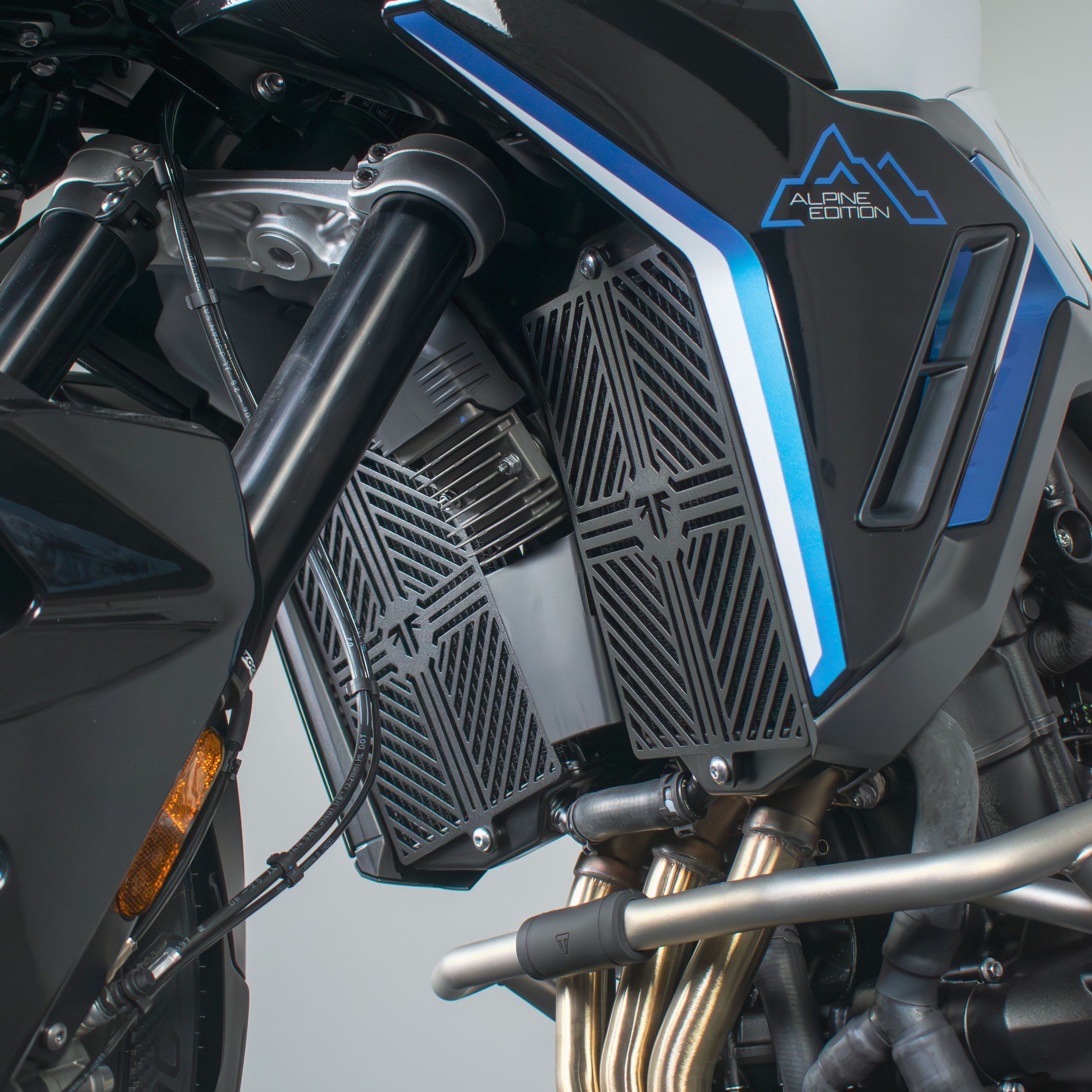 Pyramid Radiator Guard | Matte Black | Triumph Tiger 900 GT 2020>Current - Pyramid Motorcycle Accessories