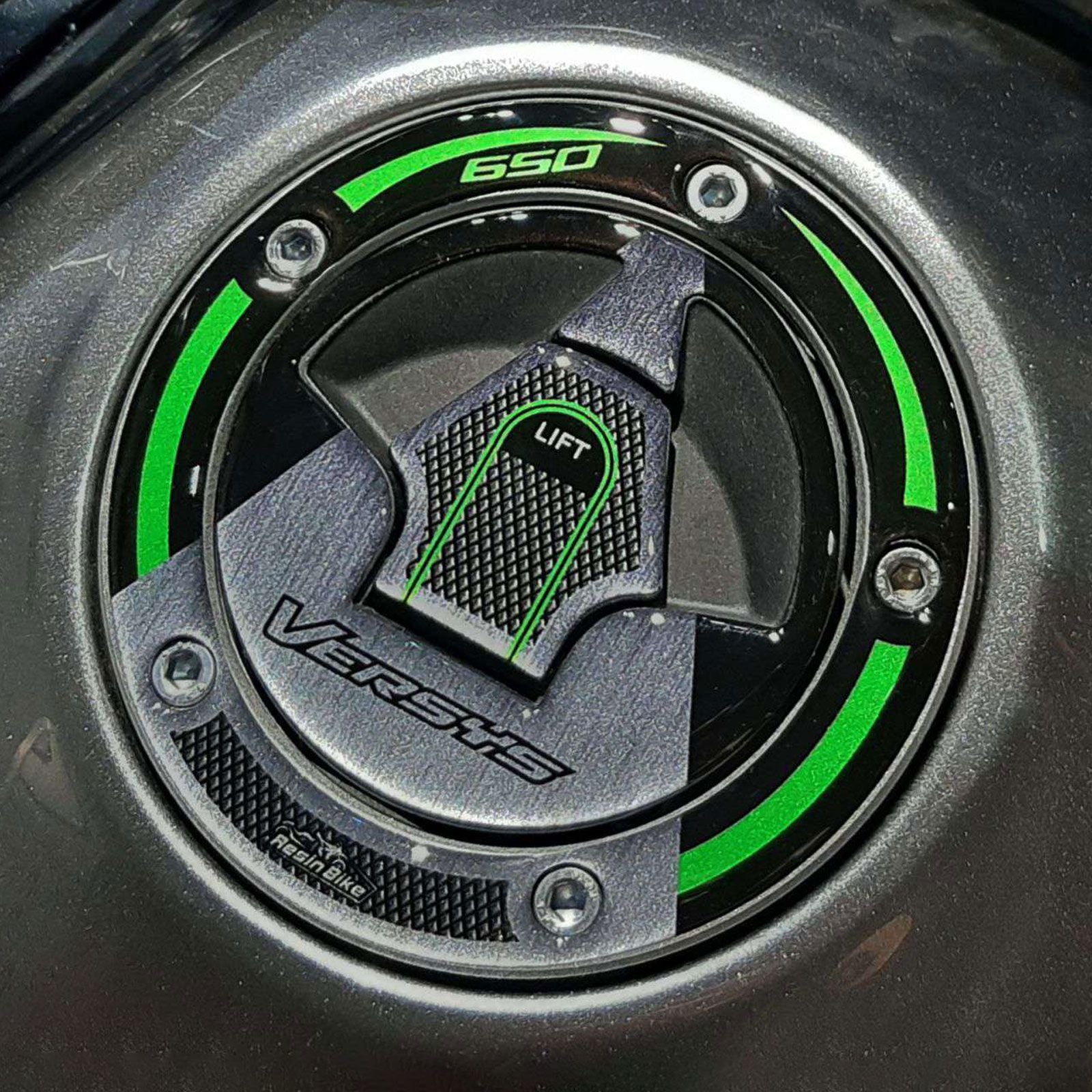 Resin Bike 3D Motorcycle Stickers - Fuel Cap | Kawasaki Versys 650 2017>2021 - Pyramid Motorcycle Accessories