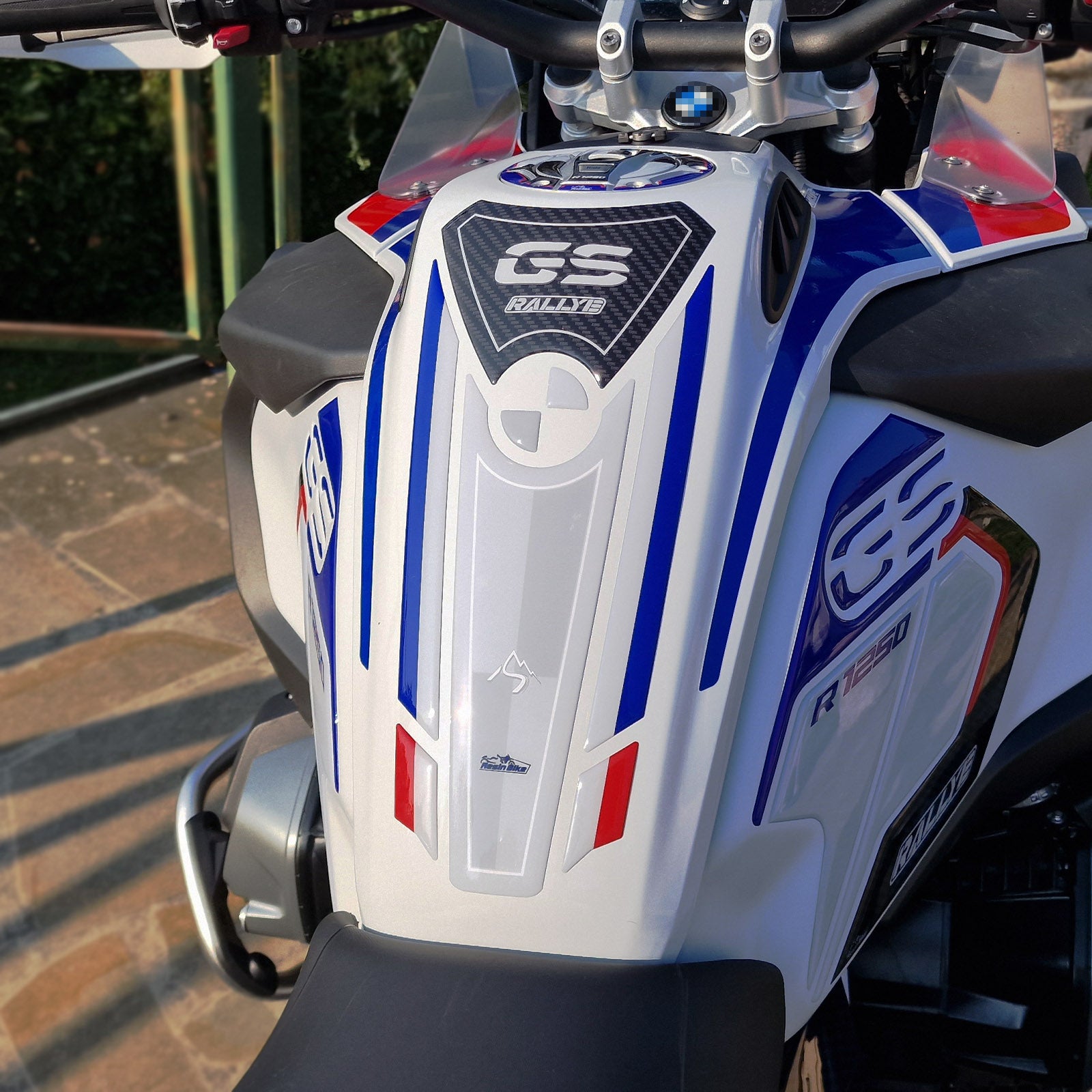 Resin Bike 3D Motorcycle Stickers - Basic Tank Kit | BMW R 1250 GS Adventure 2021>2024 - Pyramid Motorcycle Accessories