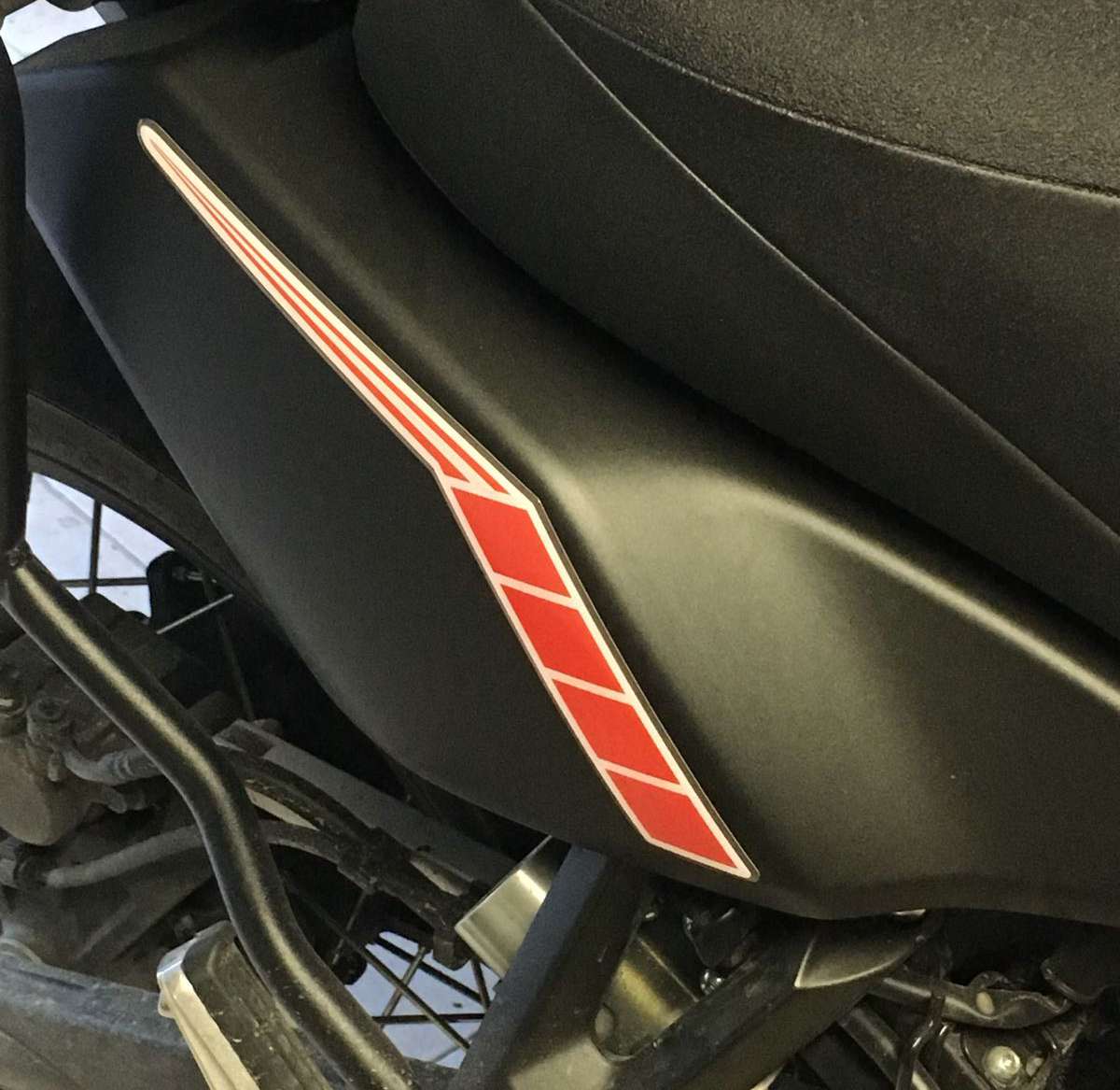 Resin Bike 3D Motorcycle Stickers - Underseat | Yamaha XT 1200 Z Super Tenere 2010>2020 - Pyramid Motorcycle Accessories