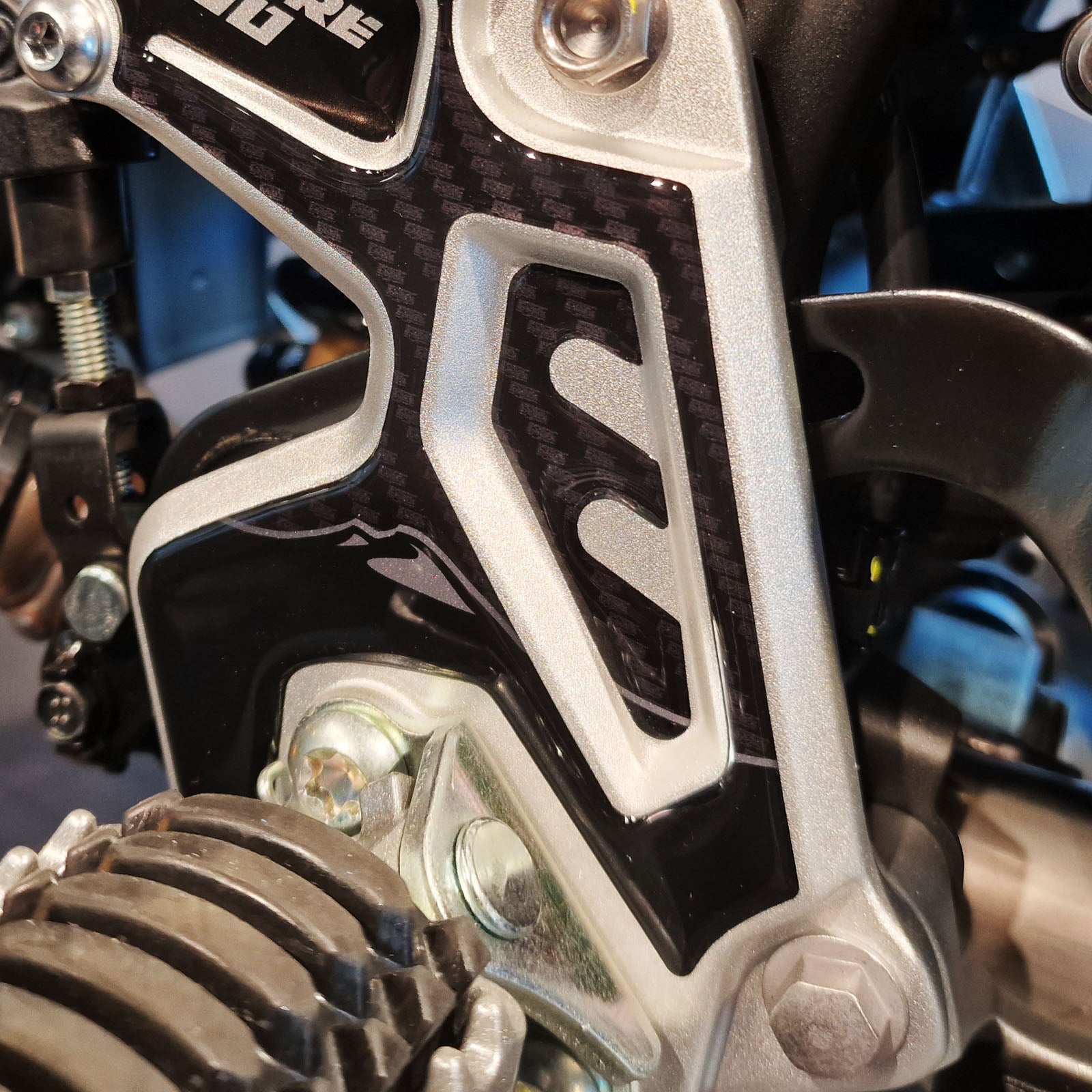 Resin Bike 3D Motorcycle Stickers - Heel Pads | Yamaha Tenere 700 2022>2024 - Pyramid Motorcycle Accessories