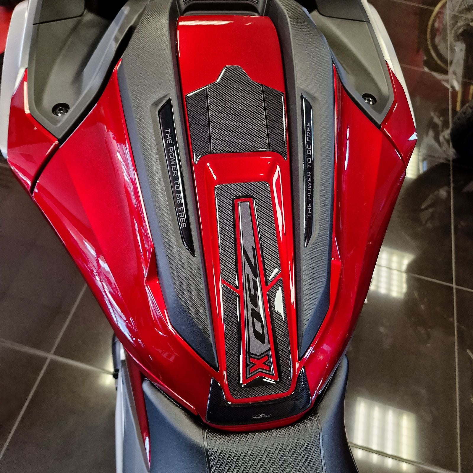 Resin Bike 3D Motorcycle Stickers - Tank Pad | Honda NC 750 X 2021>2025 - Pyramid Motorcycle Accessories