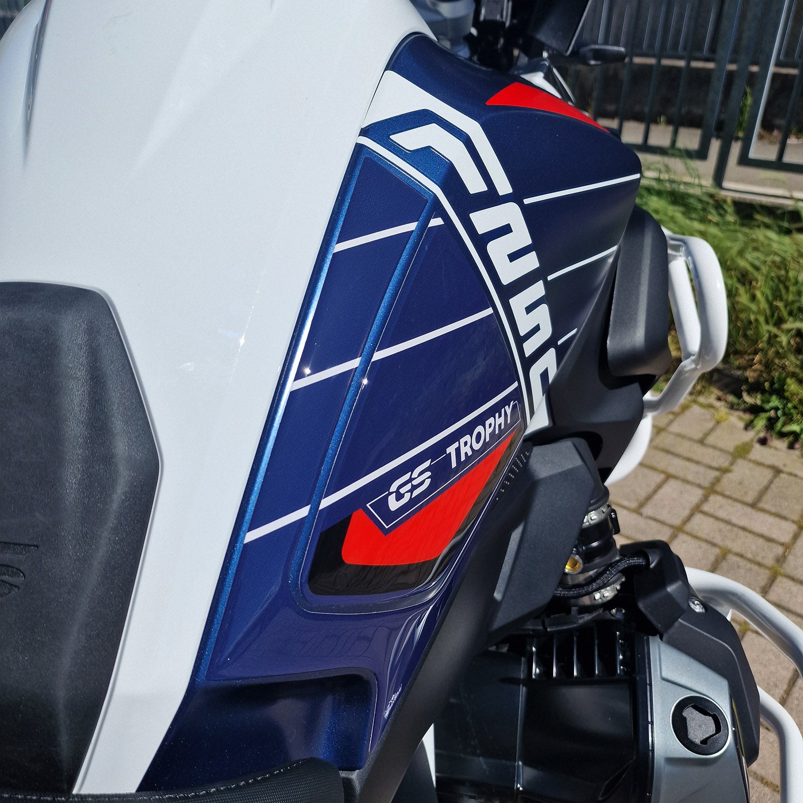 Resin Bike 3D Motorcycle Stickers - Tank Sides | BMW R 1250 GS 2021>2024 - Pyramid Motorcycle Accessories