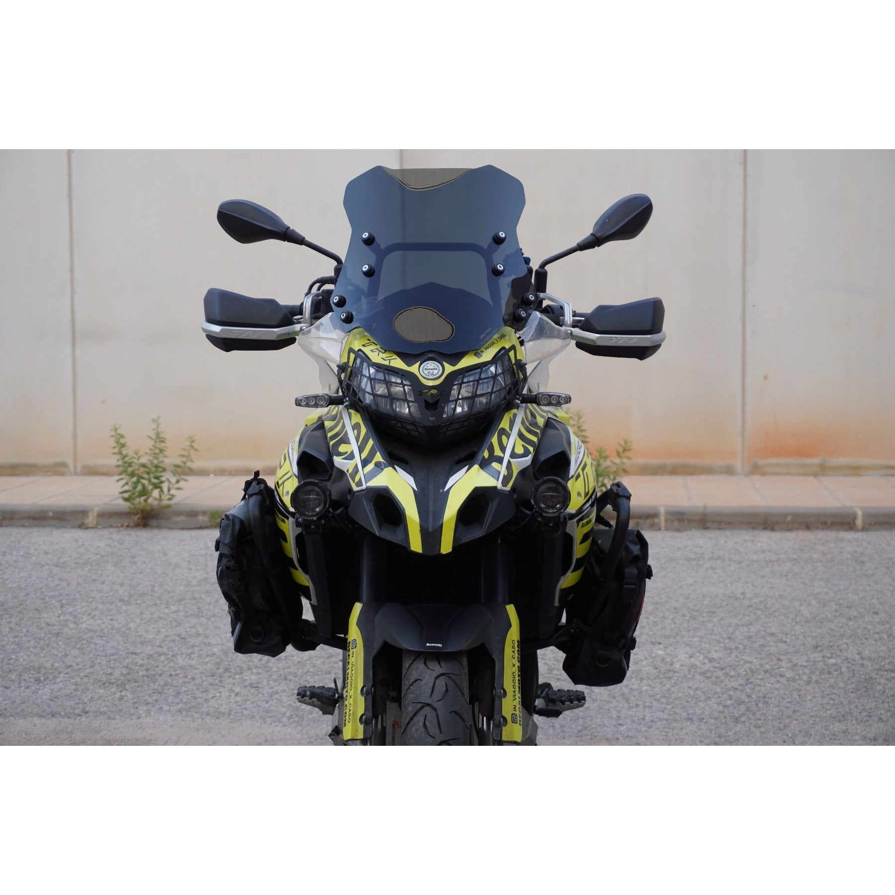 Isotta OEM Size Screen | Benelli TRK 502 2017-2024 - Pyramid Motorcycle Accessories