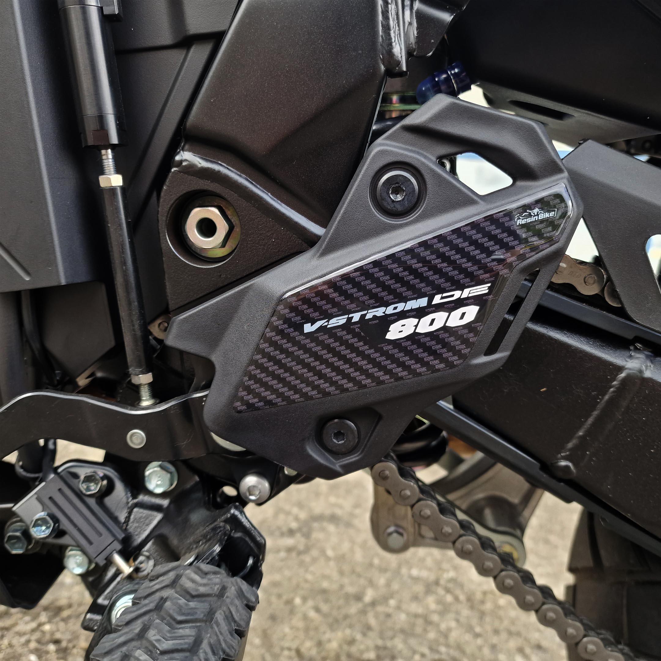 Resin Bike 3D Motorcycle Stickers - Heel Pads | Suzuki V-Strom 800DE 2023>2025 - Pyramid Motorcycle Accessories