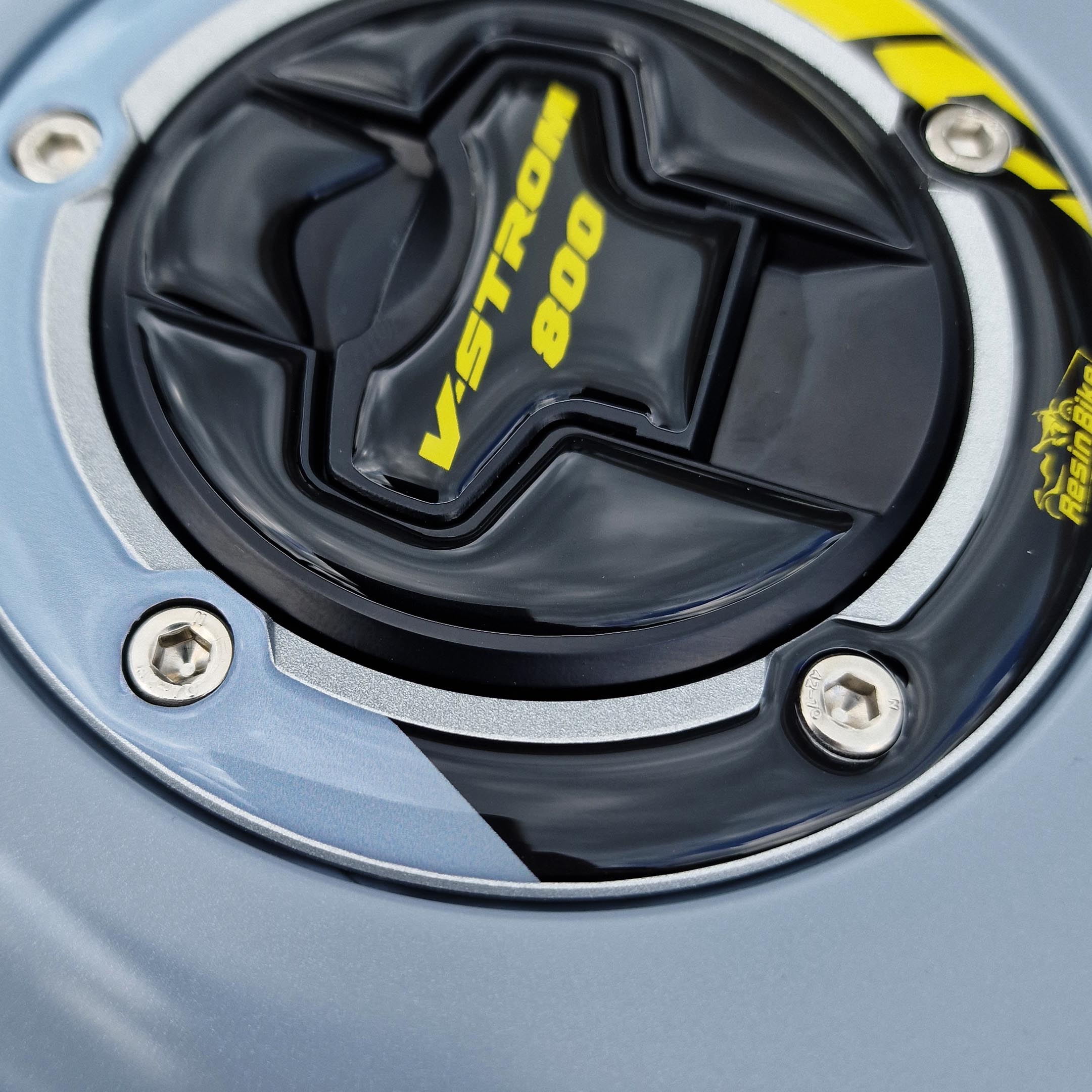 Resin Bike 3D Motorcycle Stickers - Fuel Cap | Suzuki V-Strom 800DE 2023>2025 RB-1000672000000 - Pyramid Motorcycle Accessories
