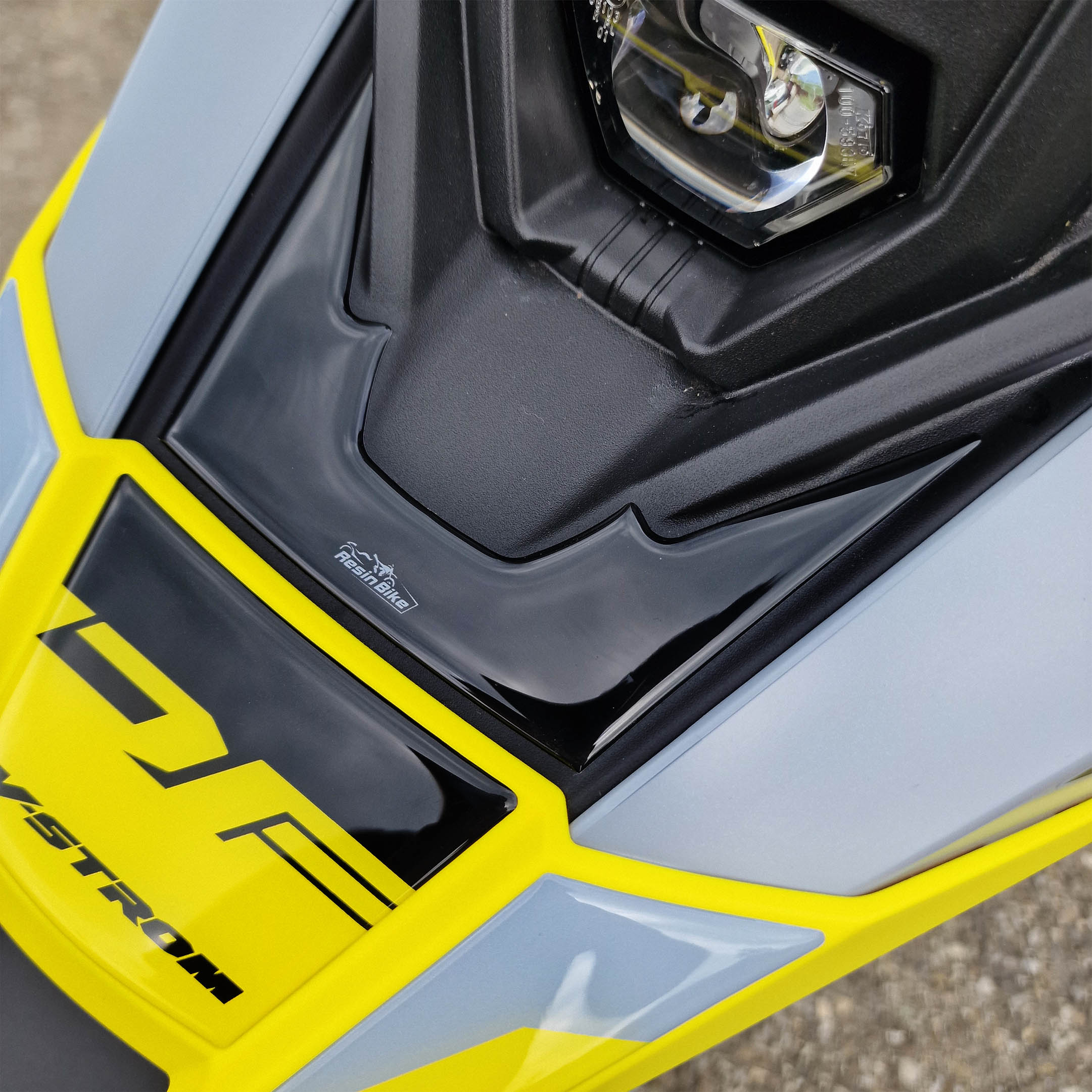 Resin Bike 3D Motorcycle Stickers - Beak | Suzuki V-Strom 800DE 2023>2025 RB-1000672400008 - Pyramid Motorcycle Accessories