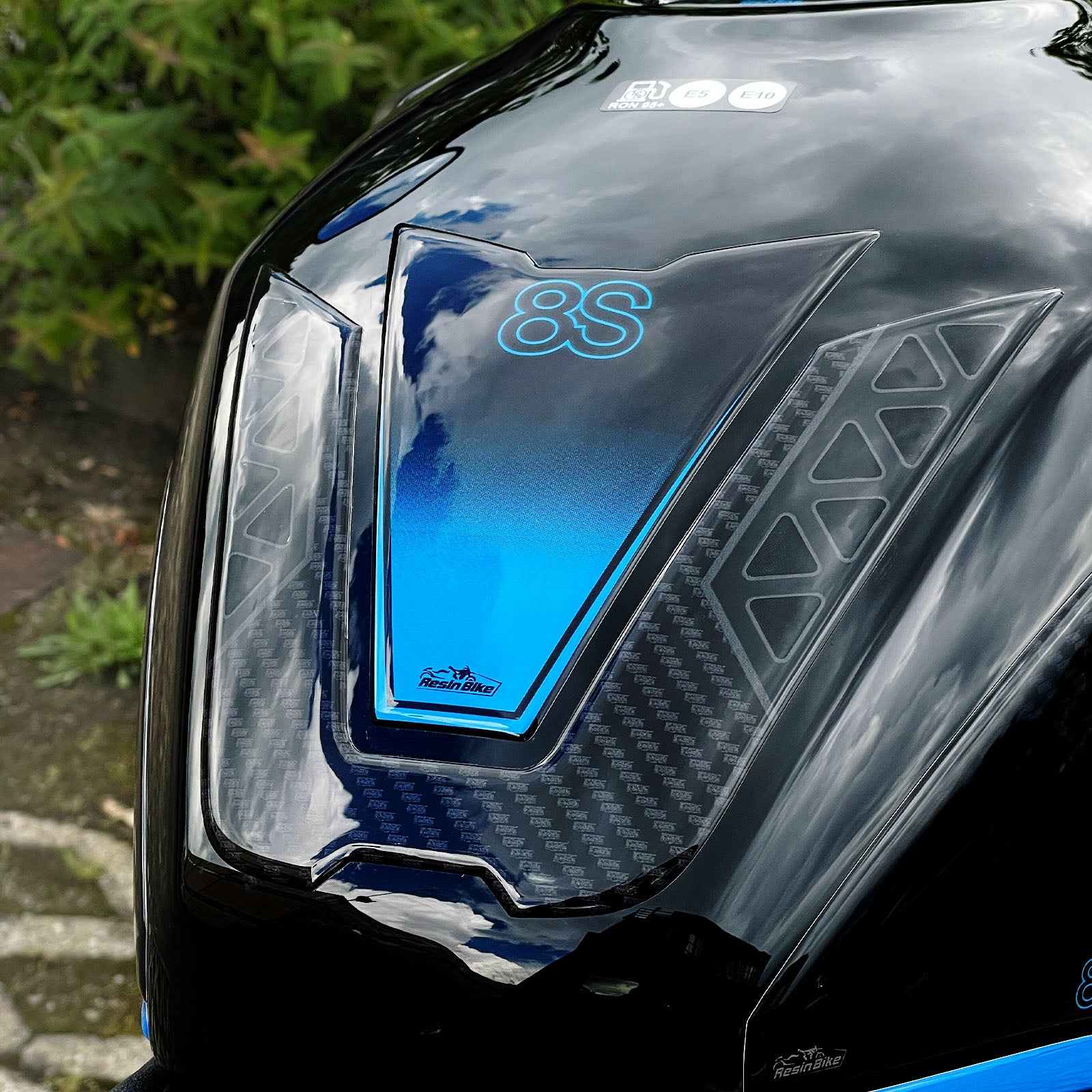 Resin Bike 3D Motorcycle Stickers - Tank Pad | Suzuki GSX-8S 2023>2026 - Pyramid Motorcycle Accessories