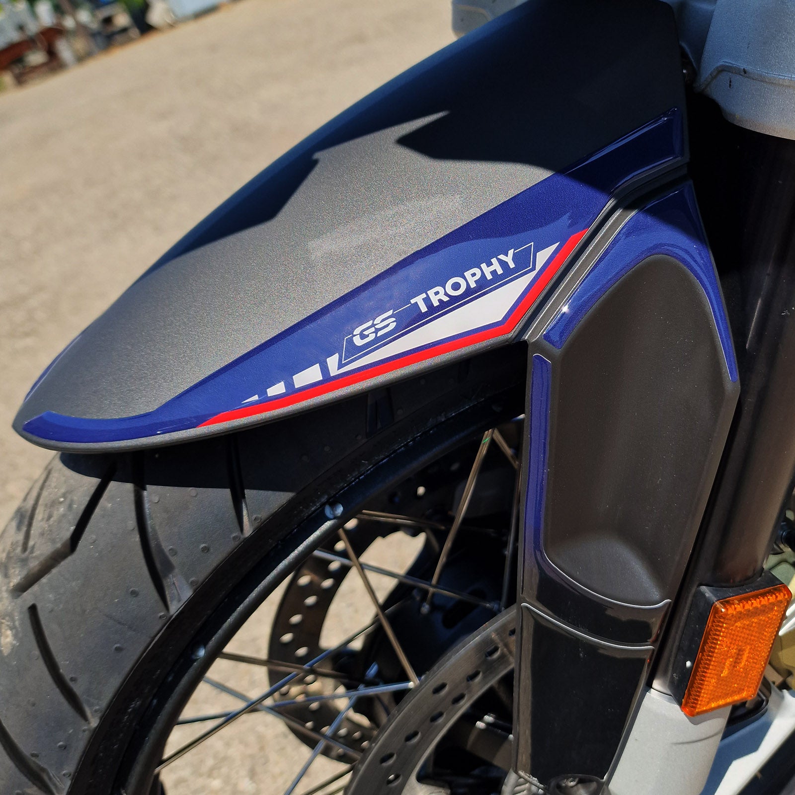 Resin Bike 3D Motorcycle Stickers - Front Fender | BMW R 1250 GS/GSA 2021>2024 - Pyramid Motorcycle Accessories