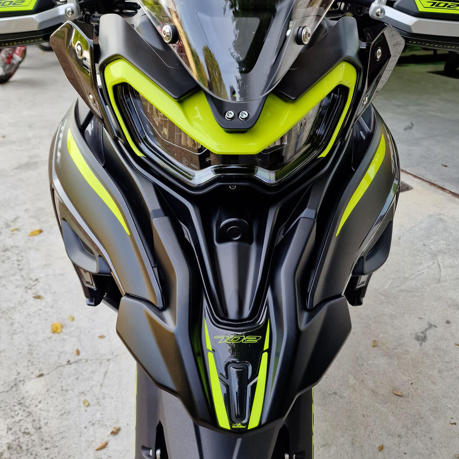 Resin Bike 3D Motorcycle Stickers - Beak | Benelli TRK 702 / 702 X 2023>2026 RB-1000679600005 - Pyramid Motorcycle Accessories