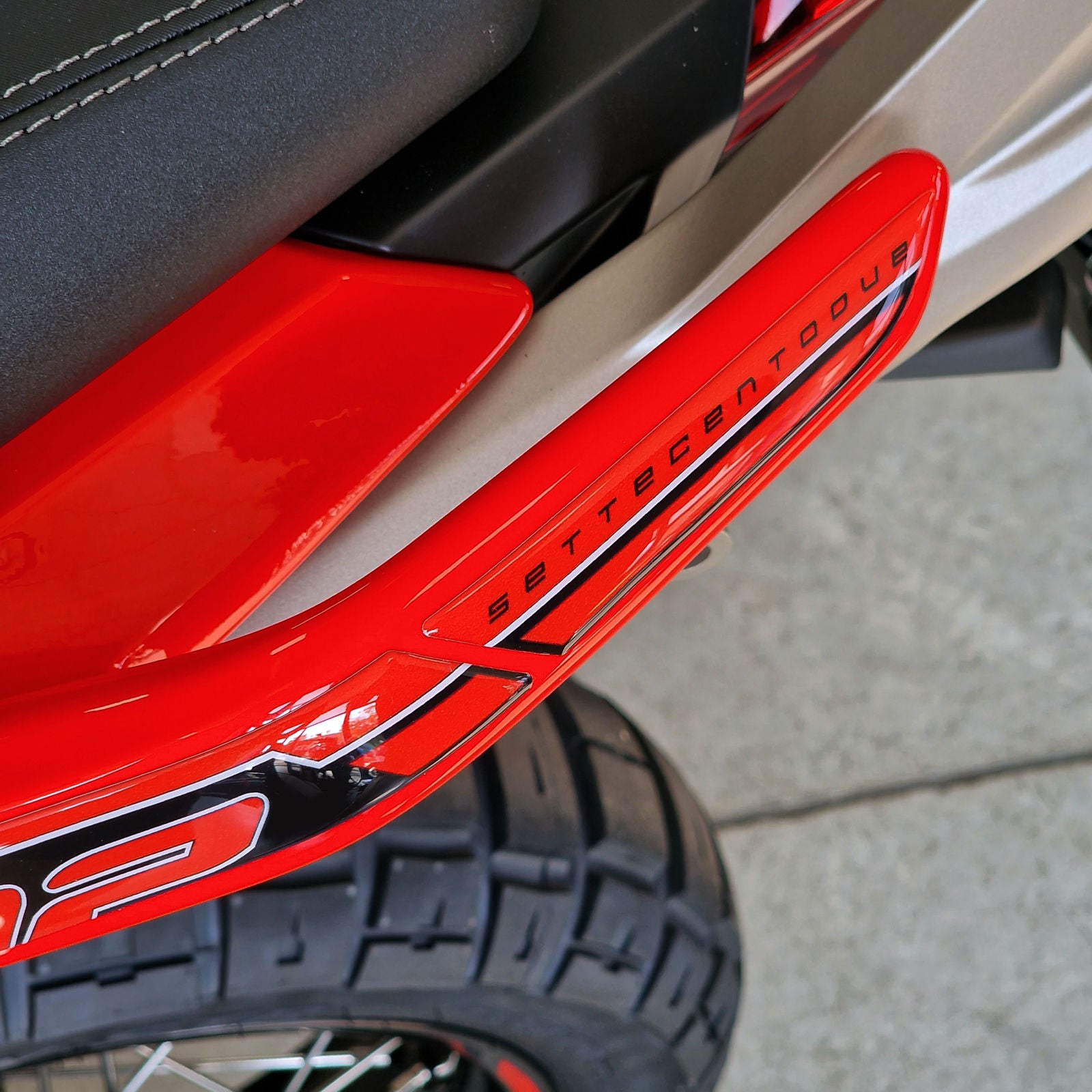 Resin Bike 3D Motorcycle Stickers - Passenger Handles | Benelli TRK 702 / 702 X 2023>2026 RB-1000682700006 - Pyramid Motorcycle Accessories