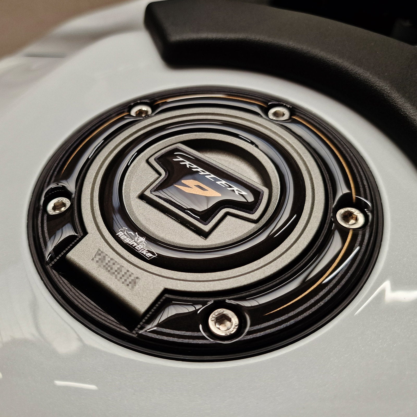 Resin Bike 3D Motorcycle Stickers - Fuel Cap | Yamaha Tracer 9/9GT/9GT+ 2021>2024 - Pyramid Motorcycle Accessories