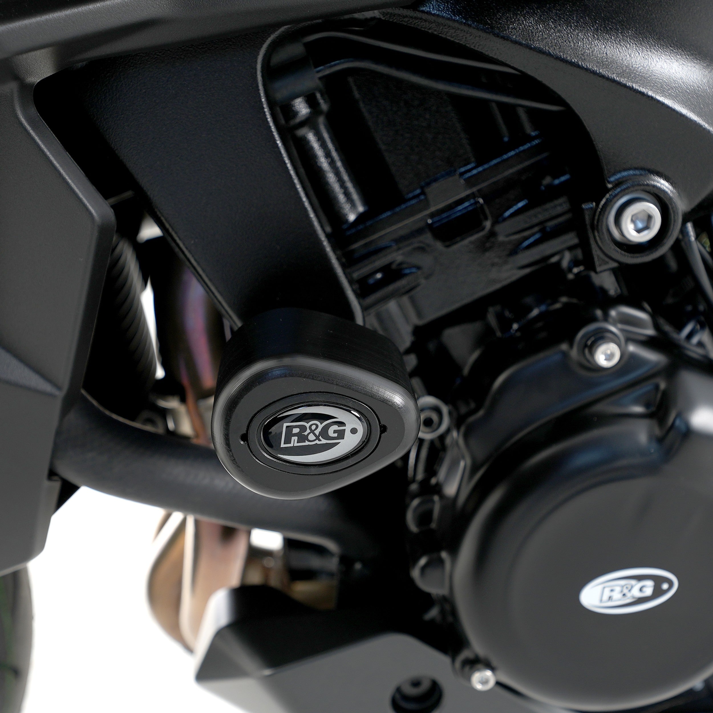 R&G Crash Protectors | Black | Suzuki GSX-S1000 2015>Current & Suzuki Katana 2019>Current & Suzuki GSX-S950 2021>Current & Suzuki GSX-S1000 GX 2024>Current