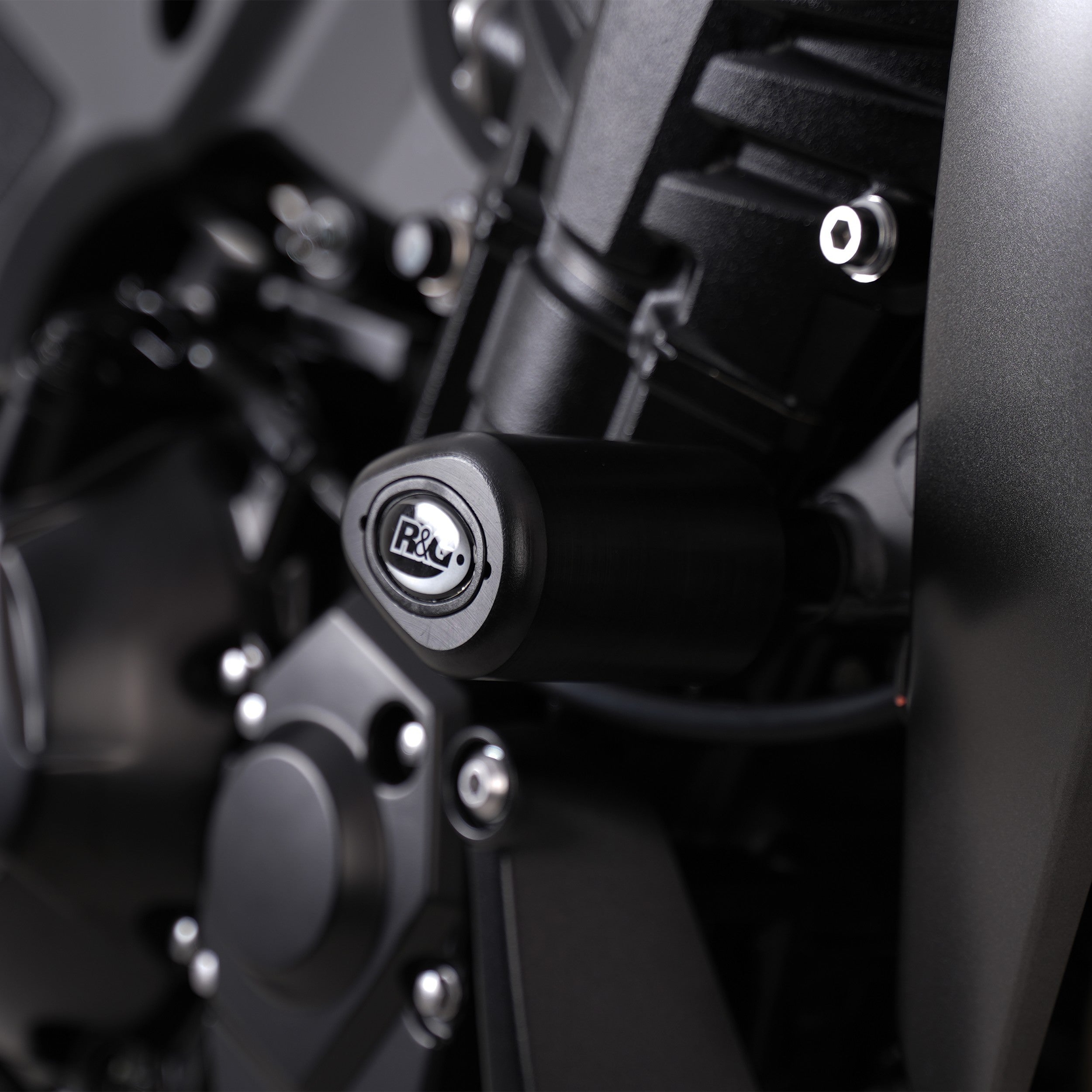 R&G Crash Protectors | Black | Kawasaki Ninja 1100 SX SE 2025>Current & Kawasaki Ninja 1000 SX 2020>2024 & Kawasaki Z 1000 SX 2017>2019 & Kawasaki Ninja 1100 SX 2025>Current - Pyramid Motorcycle Accessories
