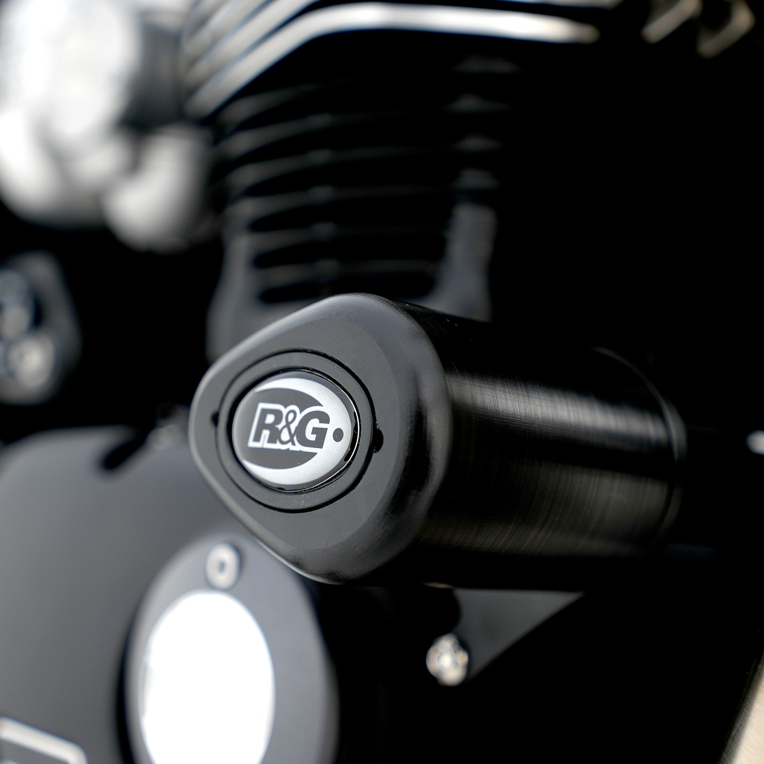 R&G Crash Protectors | Black | Triumph Bonneville Bobber 2017>2025 - Pyramid Motorcycle Accessories