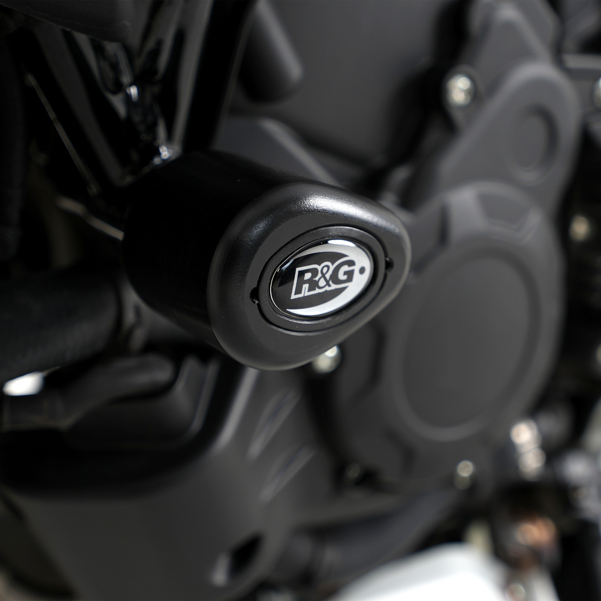 R&G Crash Protectors | White | MV Agusta Turismo Veloce 2017>Current & MV Agusta Dragster 800 2017>2018 & MV Agusta Dragster 800 RR 2021>Current & MV Agusta Brutale 800 RR 2018>2022