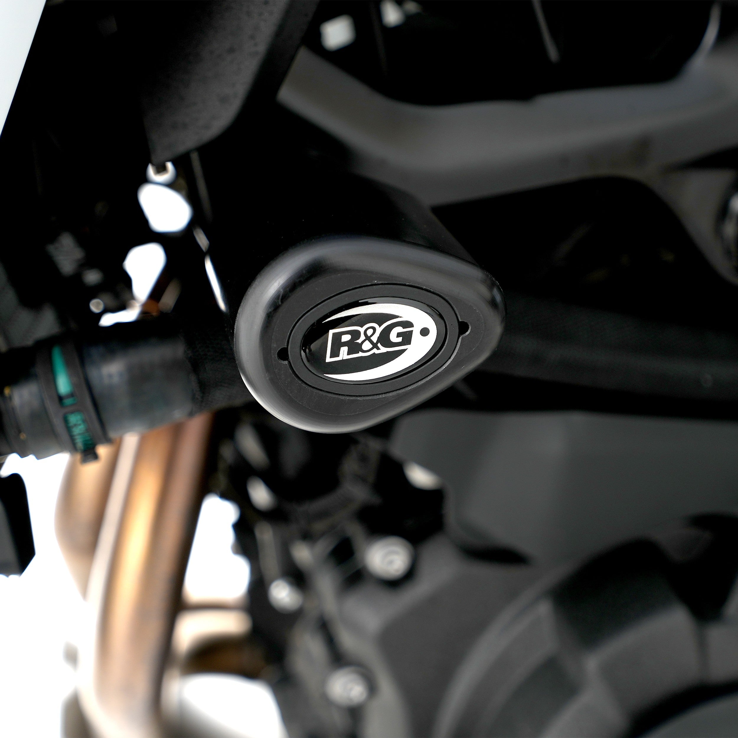 R&G Crash Protectors | White | BMW F 900 R 2020>Current & BMW F 900 GS 2024>Current