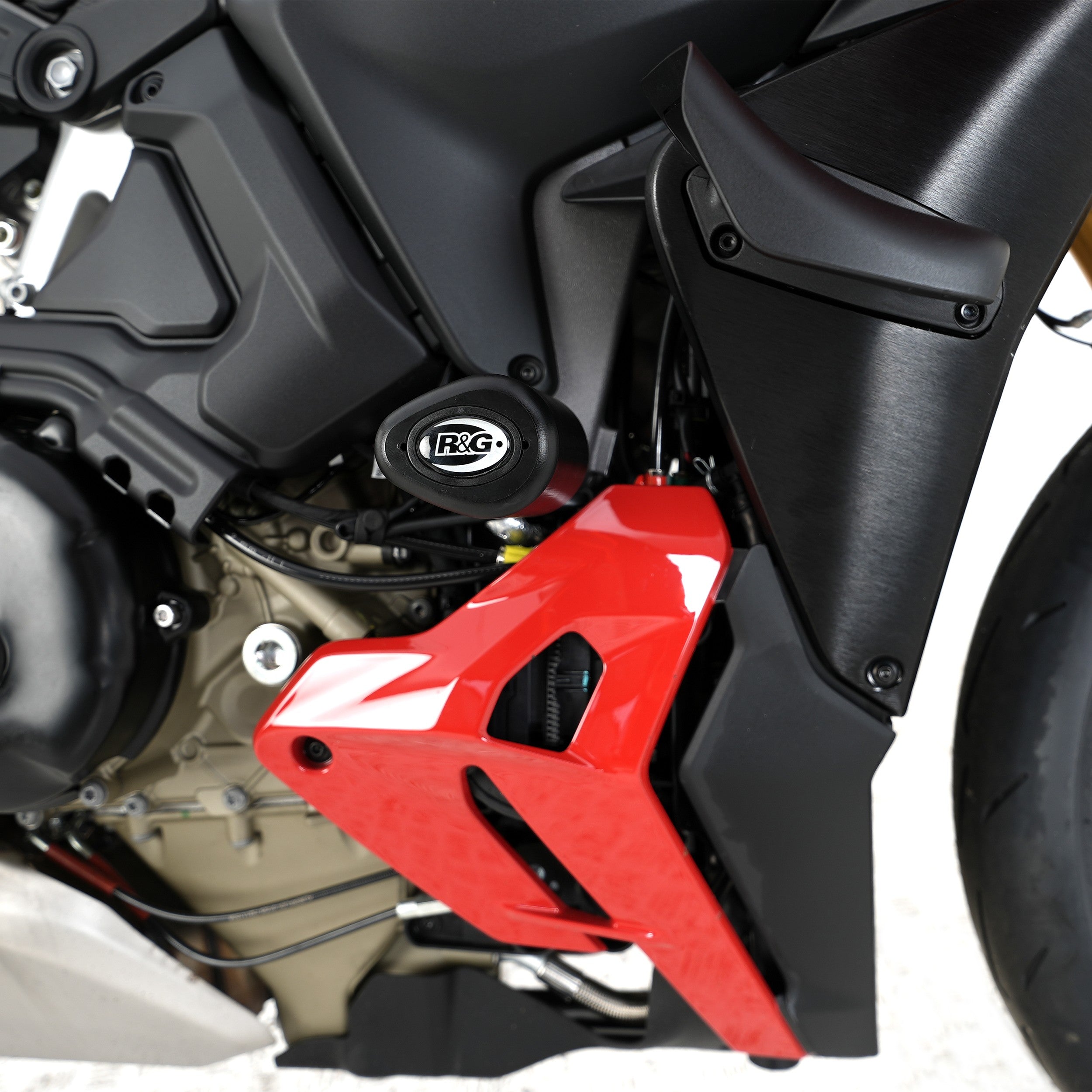 R&G Crash Protectors | Black | Ducati Streetfighter V4 S 2020>Current & Ducati Streetfighter V4 2020>Current