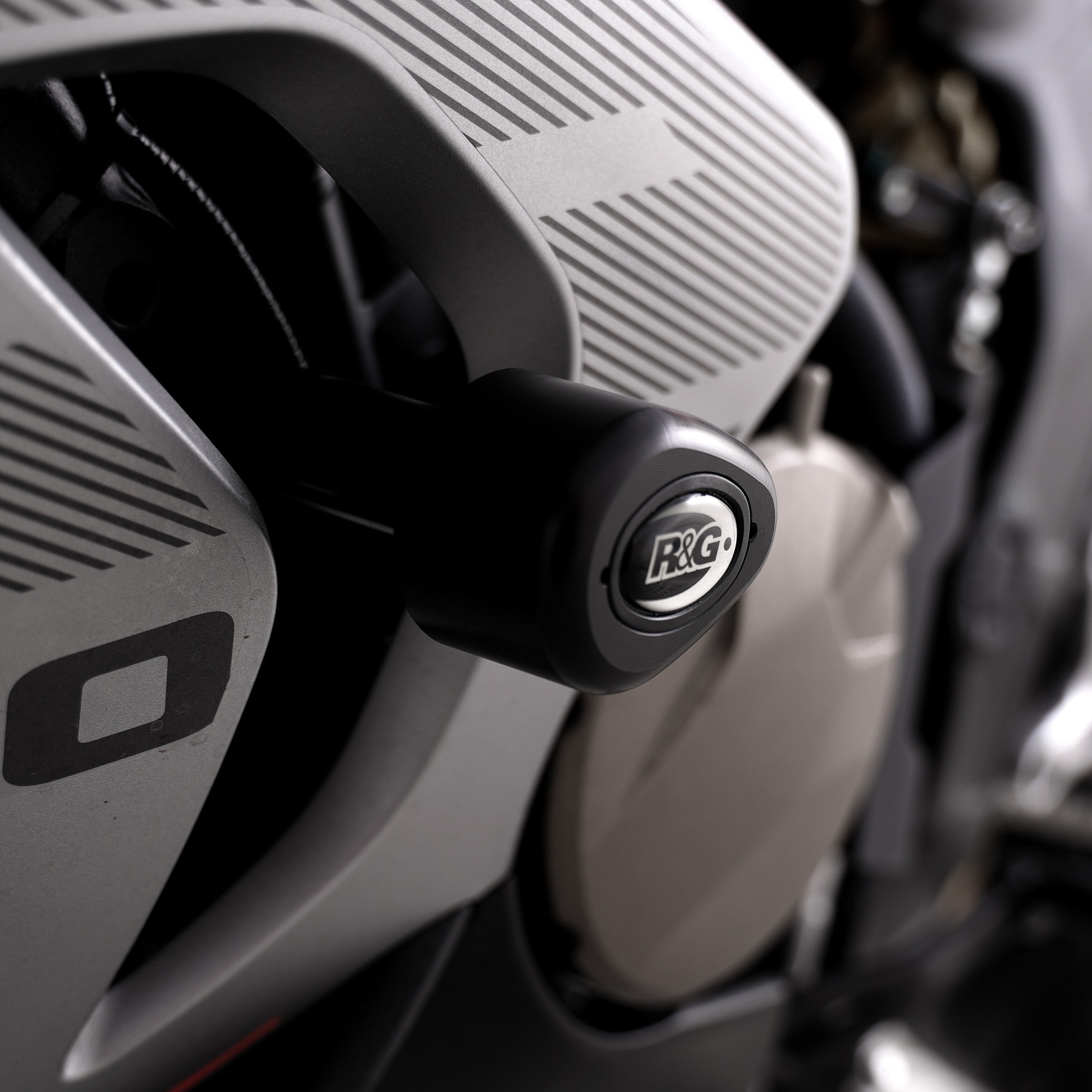 R&G Crash Protectors | Black | QJMotor SRK 800 RR 2025>Current