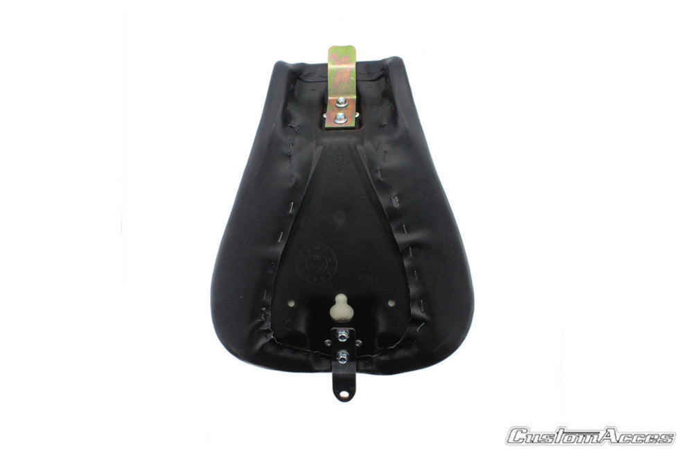 Customacces Austin Seat | Black | Harley Davidson Sportster 1200 Roadster (XL1200R) 2017>Current - Shop name
