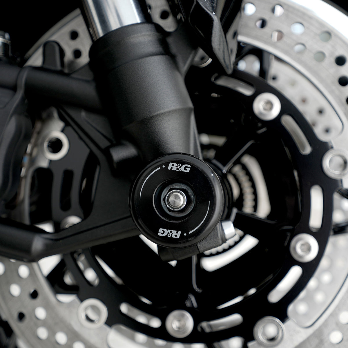 R&G Fork Protectors | Black | Kawasaki Z900 '17-, Z900 SE '22- & Z900RS '18- '24 - Pyramid Motorcycle Accessories