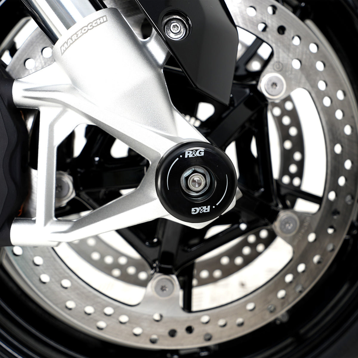 R&G Fork Protectors | Black | BMW M1000R ‘25-, S1000XR '20- '23, M1000XR '24-, S1000RR '10-, HP4 '13-'14, S1000R '14- & M1000RR '21-'22