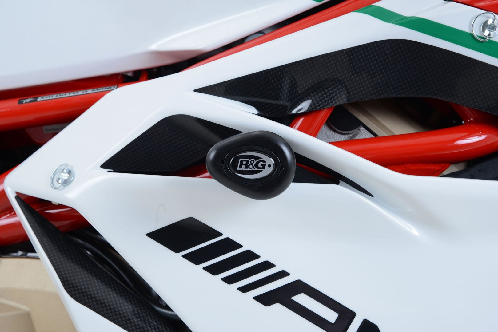 R&G Crash Protectors | Black | MV Agusta F4 RC 2015>2018