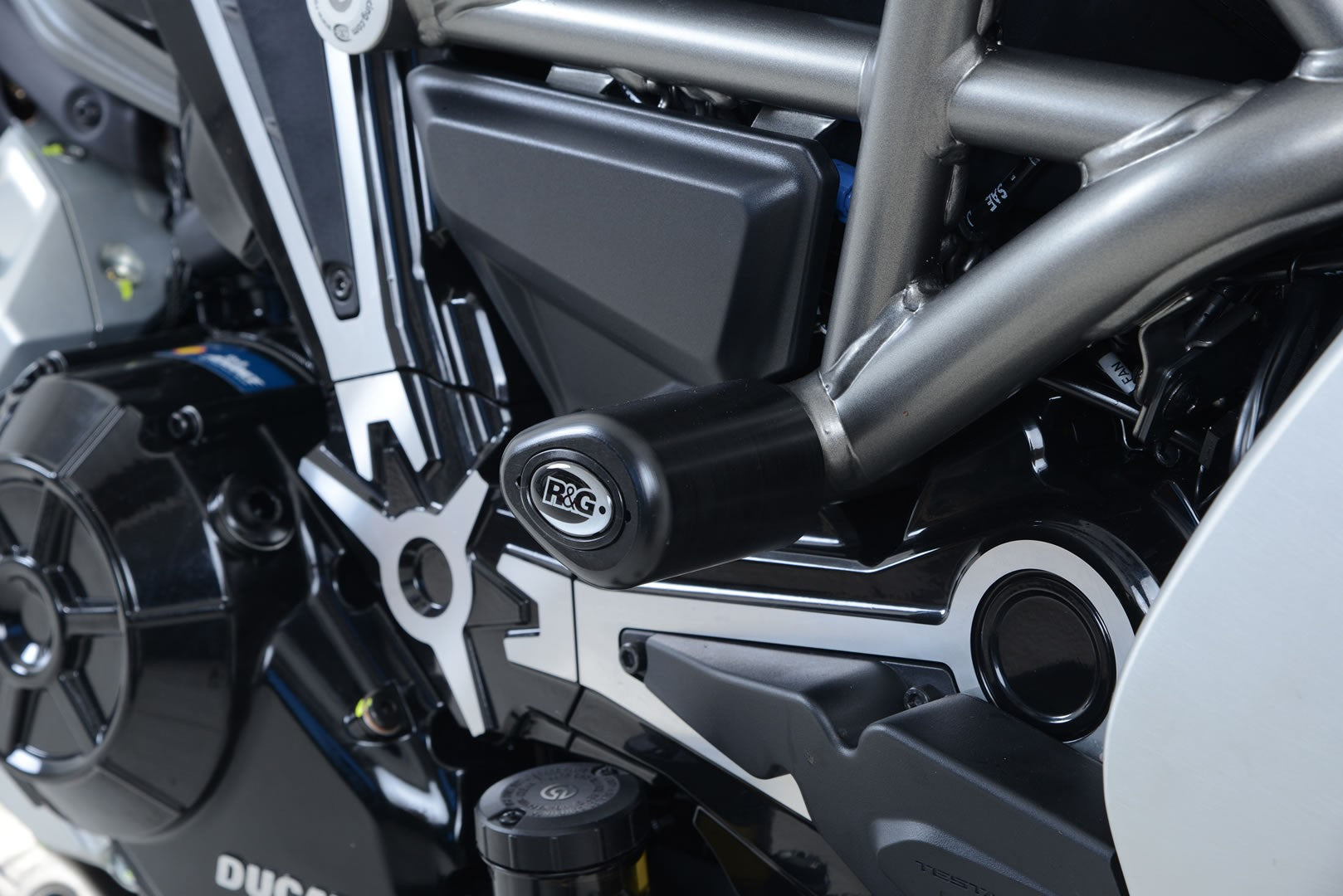 R&G Crash Protectors | Black | Ducati XDiavel 2016>2020