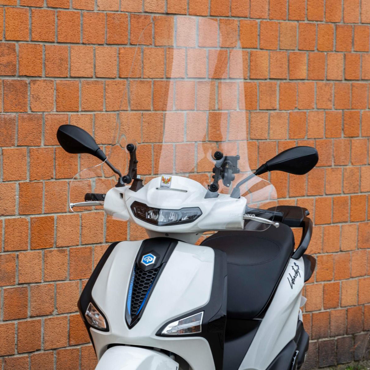 Isotta Classic Screen | Clear | Liberty 125 2025> - Pyramid Motorcycle Accessories