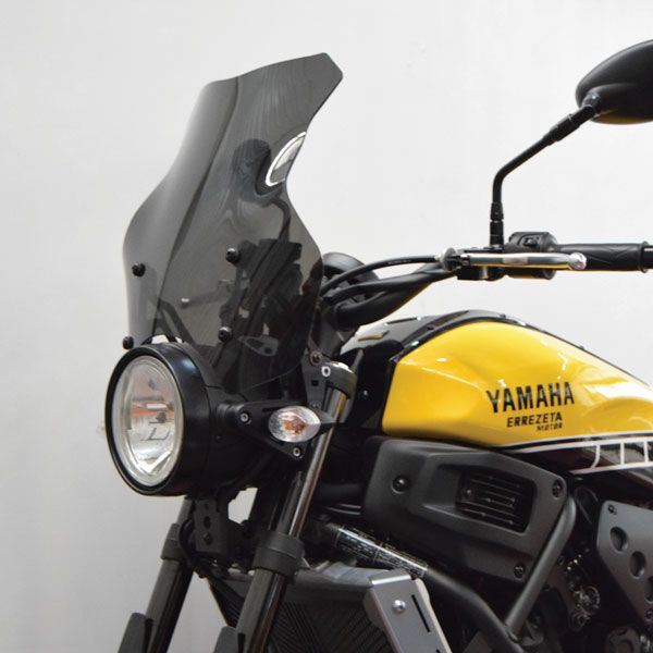 Isotta Touring Medium Screen | Dark Smoke | Yamaha XSR 700 2016-2020 - Pyramid Motorcycle Accessories
