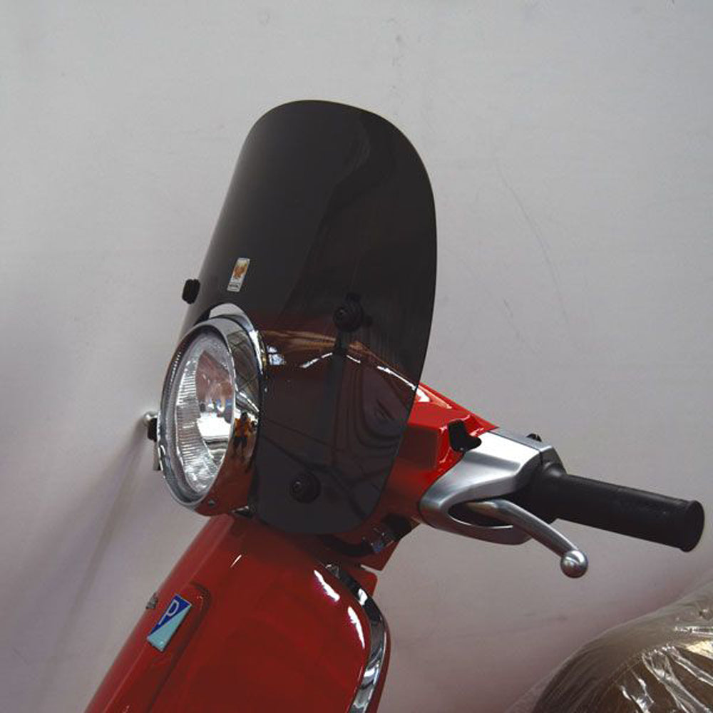 Isotta OEM Size Screen | Dark Smoke | Vespa Primavera - Pyramid Motorcycle Accessories