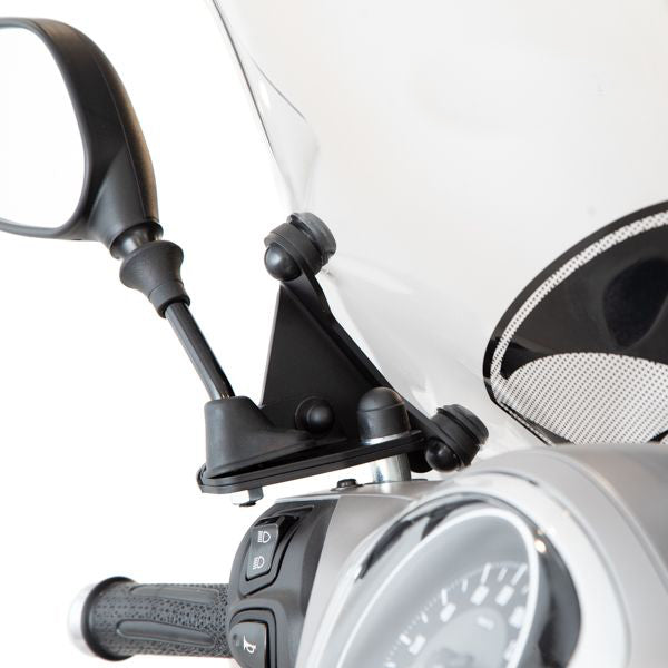 Isotta Medium Screen | Clear | Honda SH Mode 125 - Pyramid Motorcycle Accessories