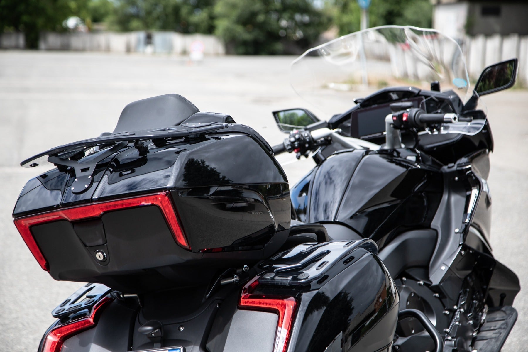 Isotta Luggage Racks For Panniers - Plexiglass | Light Smoke | BMW K 1600 Grand America 2017>2024 - Shop name