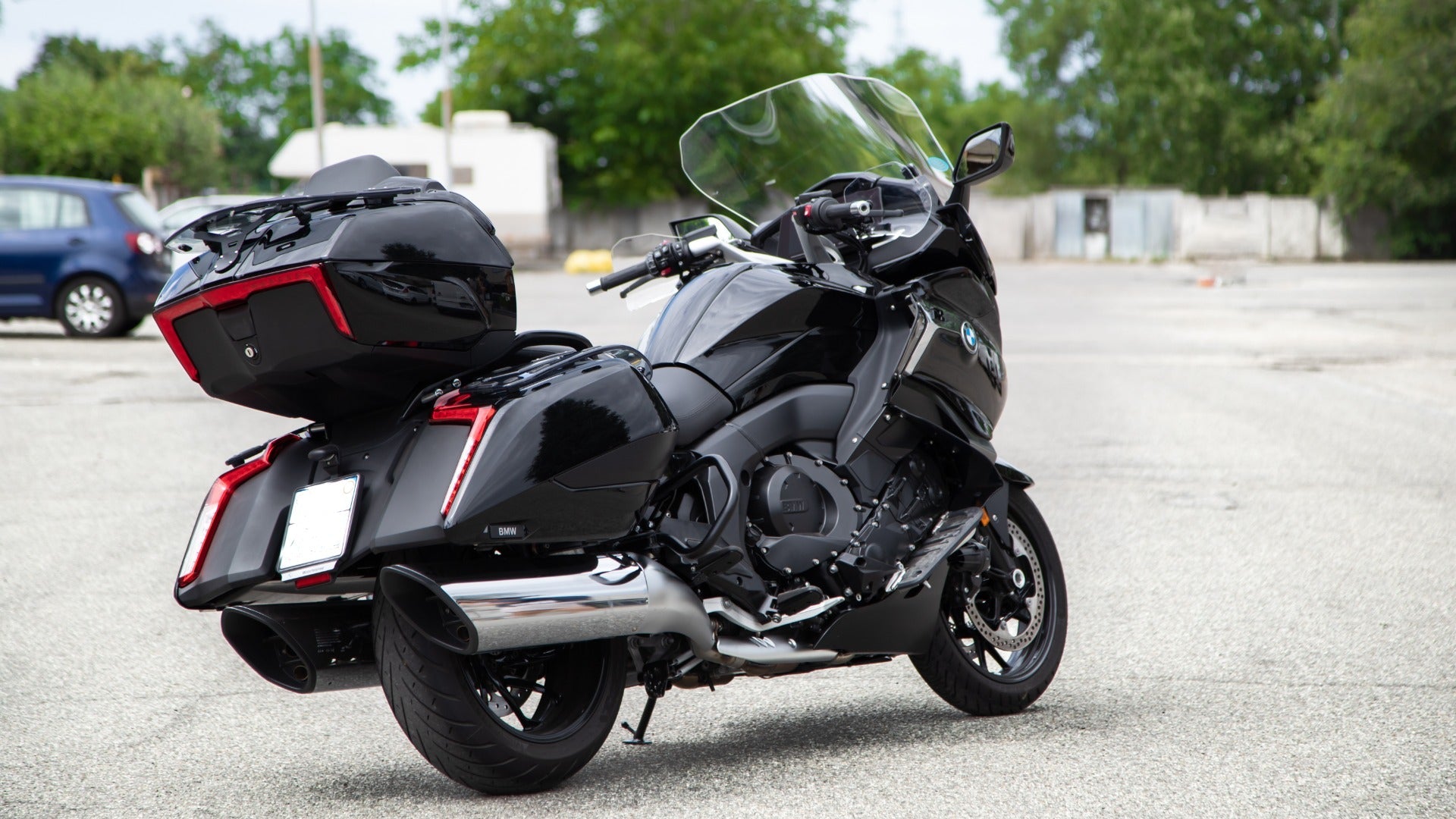 Isotta Rear Bulk Support (Loudspeaker Model Compatible) | Light Smoke | BMW K 1600 Grand America 2017>2024 - Shop name