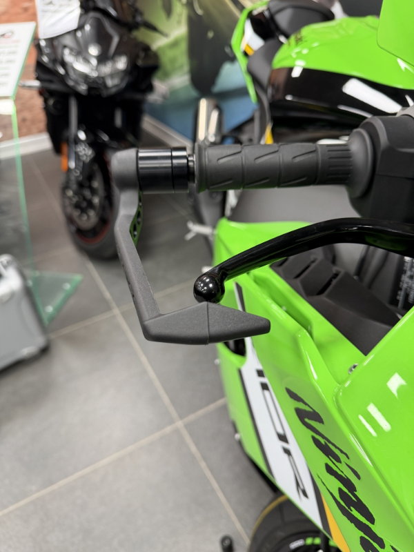 GBRacing M8 Threaded Brake Lever Guard, 20mm Spacer with 6mm Recess, 160mm Mould | Kawasaki ZX-10R 2025>Current - Pyramid Motorcycle Accessories