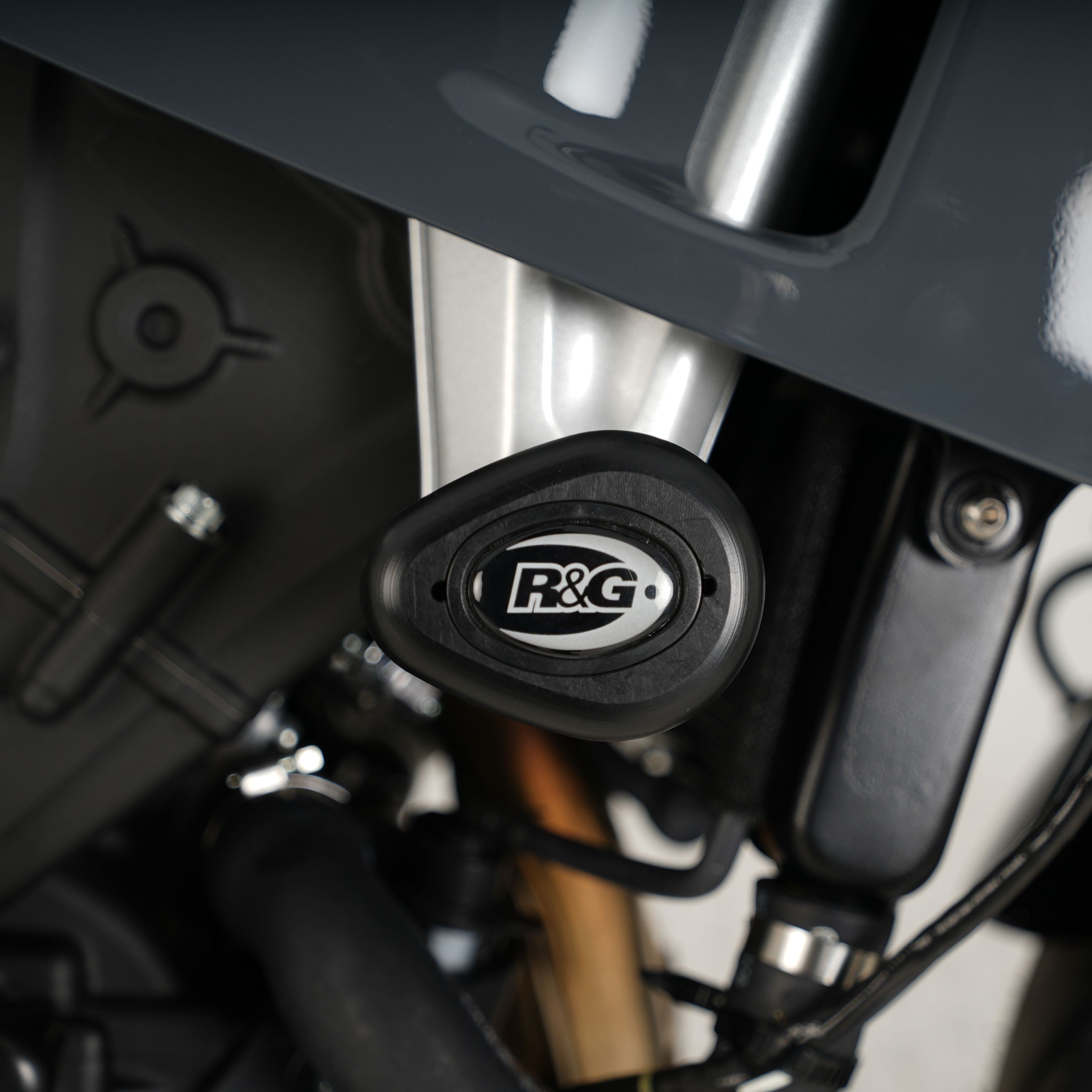 R&G Crash Protectors | White | Yamaha XSR 900 GP 2024>Current
