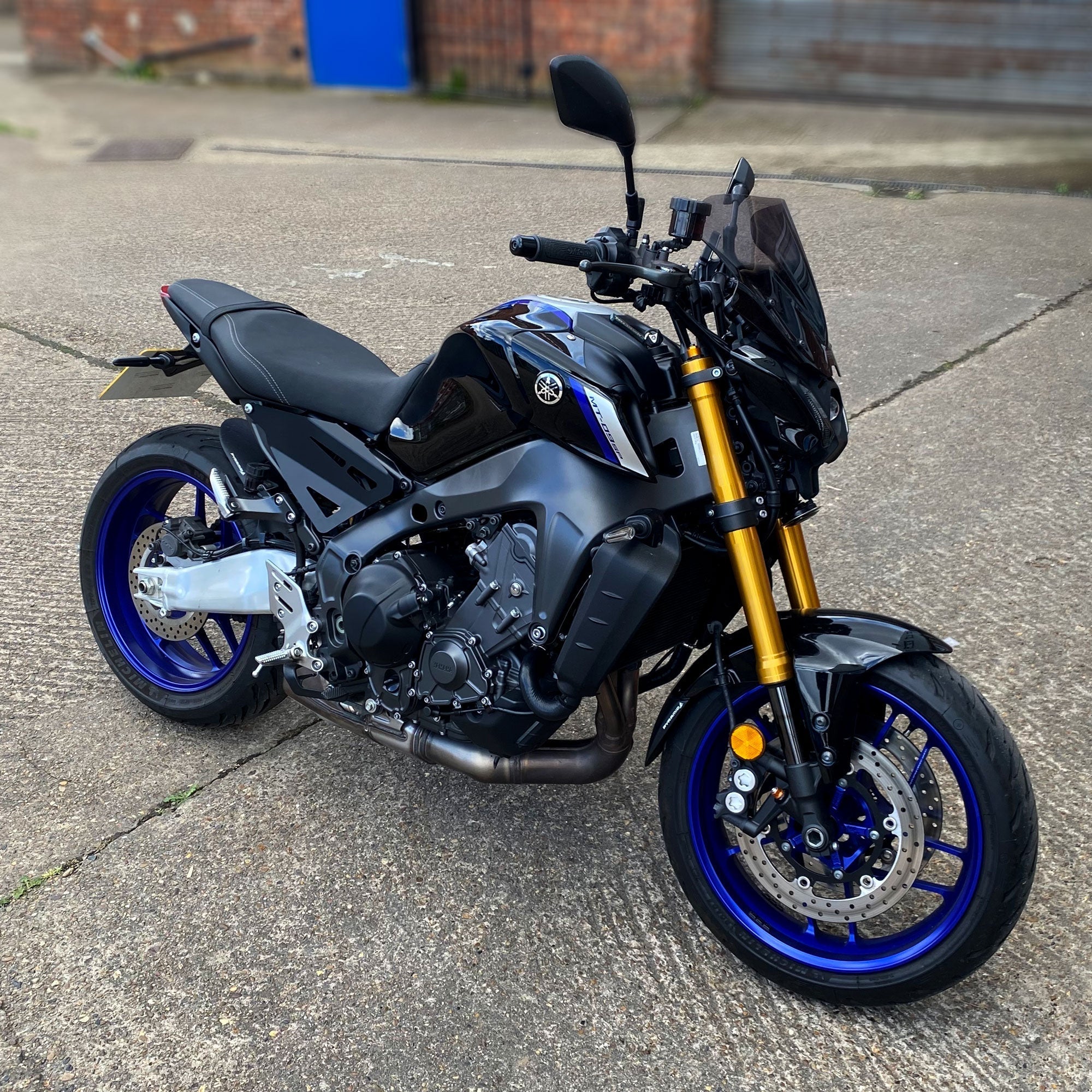 Pyramid Aluminium Infill Panel (RHS) | Matte Black | Yamaha MT-09 SP 2021>2023 - Shop name