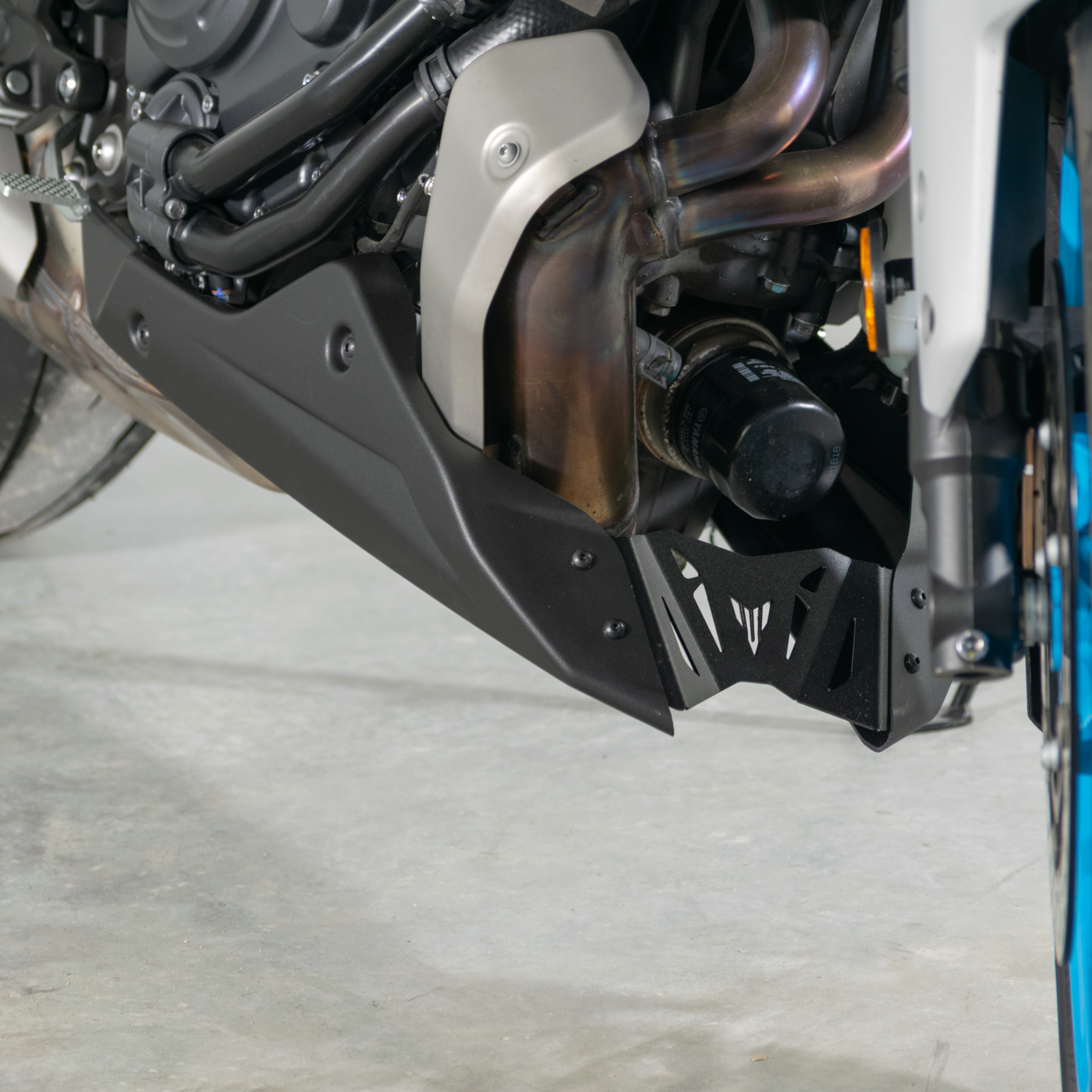 Pyramid Belly Pan | Yamaha Blue | Yamaha MT-07 2021>Currentย -ย ย Pyramid Motorcycle Accessories